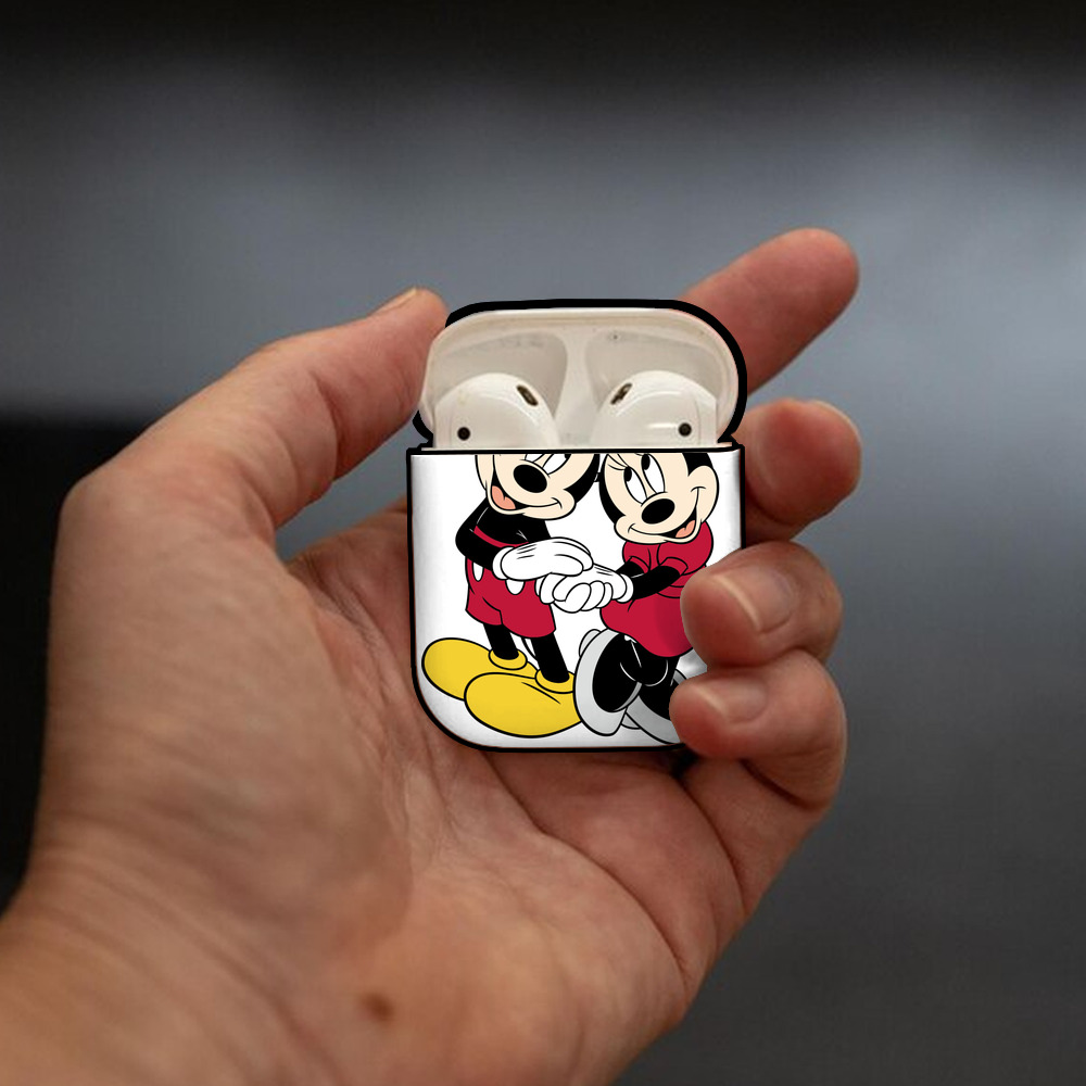 ミッキーマウス Mickey Mouse AirPods 第2世代保護ケース ハードシェル ブラック 耐衝撃・防指紋・カラビナ付き