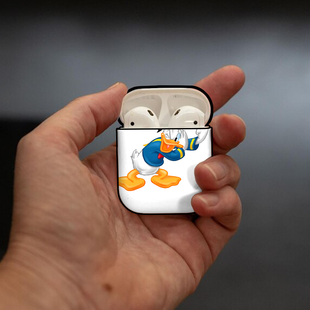 ミッキーマウス Mickey Mouse AirPods 第2世代保護ケース ハードシェル ブラック 耐衝撃・防指紋・カラビナ付き