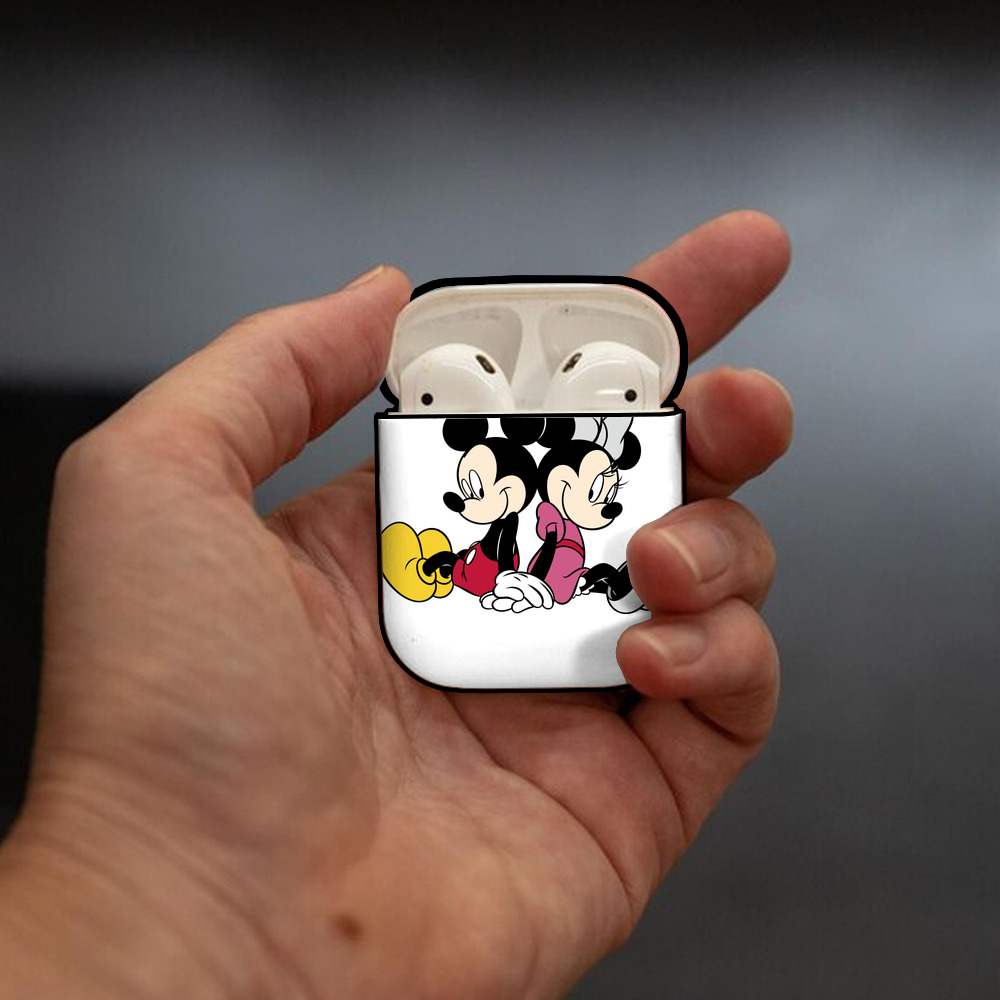 ミッキーマウス Mickey Mouse AirPods 第2世代保護ケース ハードシェル ブラック 耐衝撃・防指紋・カラビナ付き