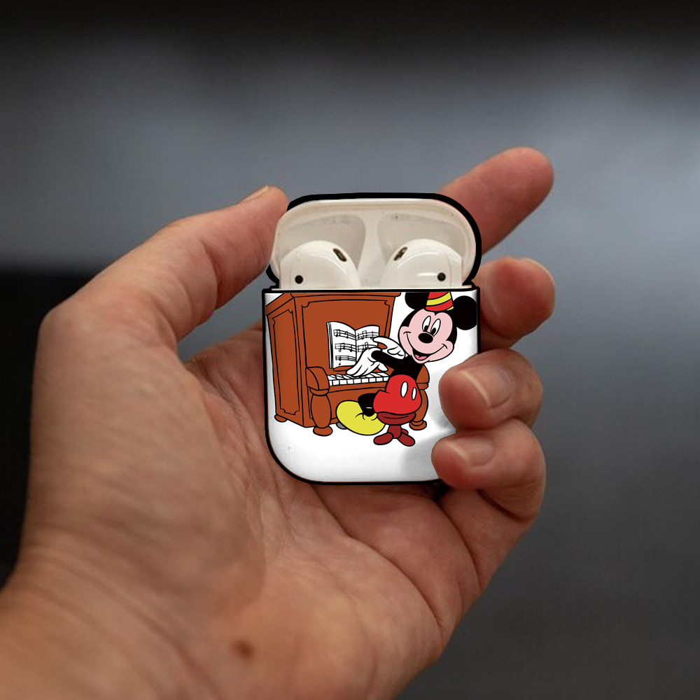 ミッキーマウス Mickey Mouse AirPods 第2世代保護ケース ハードシェル ブラック 耐衝撃・防指紋・カラビナ付き