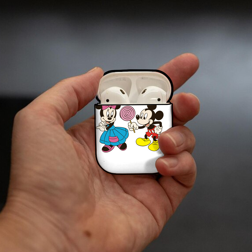 ミッキーマウス Mickey Mouse AirPods 第2世代保護ケース ハードシェル ブラック 耐衝撃・防指紋・カラビナ付き