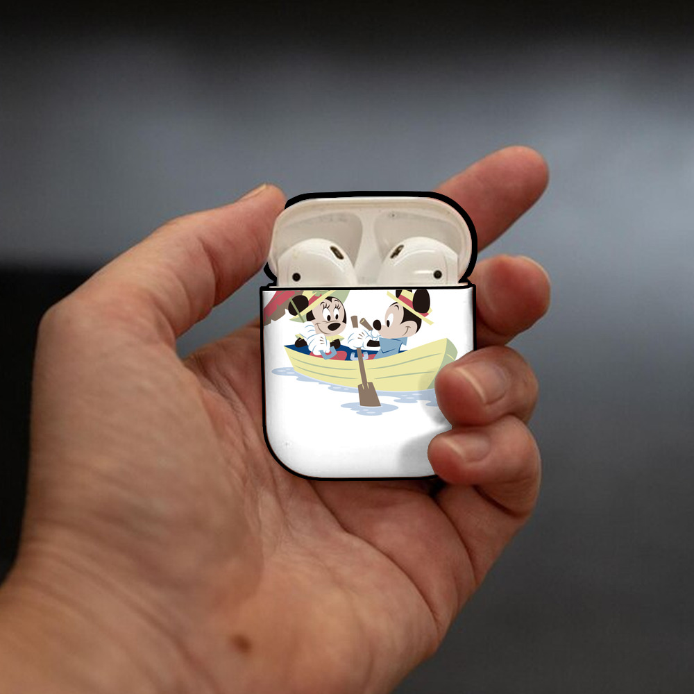ミッキーマウス Mickey Mouse AirPods 第2世代保護ケース ハードシェル ブラック 耐衝撃・防指紋・カラビナ付き