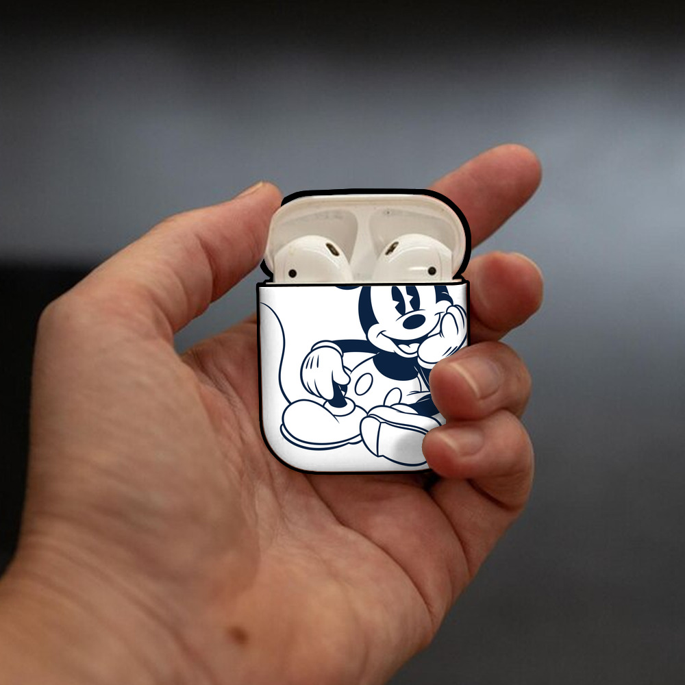 ミッキーマウス Mickey Mouse AirPods 第2世代保護ケース ハードシェル ブラック 耐衝撃・防指紋・カラビナ付き