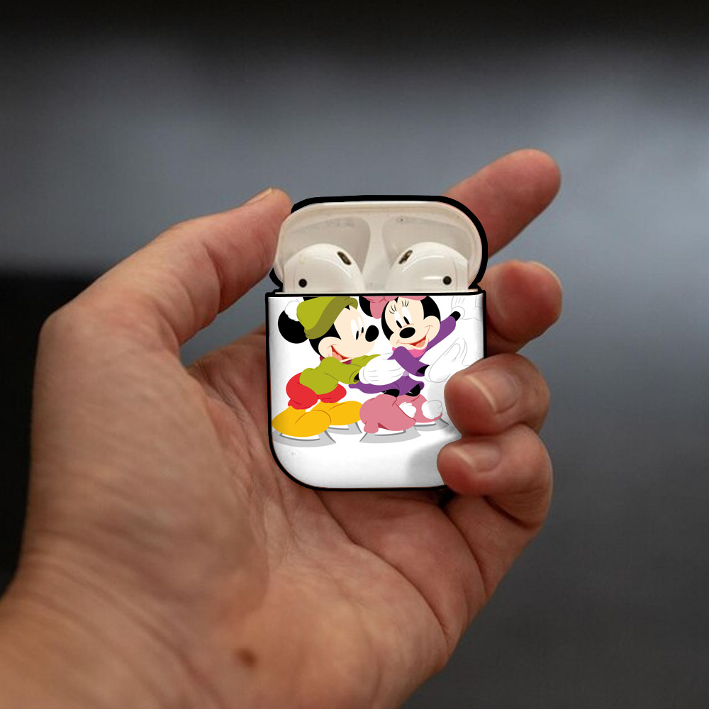 ミッキーマウス Mickey Mouse AirPods 第2世代保護ケース ハードシェル ブラック 耐衝撃・防指紋・カラビナ付き