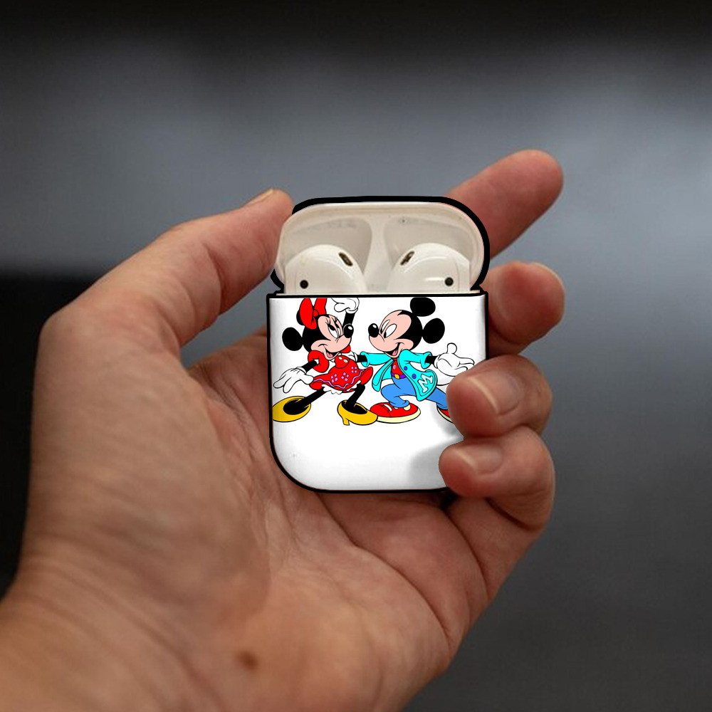 ミッキーマウス Mickey Mouse AirPods 第2世代保護ケース ハードシェル ブラック 耐衝撃・防指紋・カラビナ付き