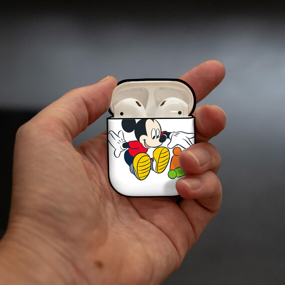 ミッキーマウス Mickey Mouse AirPods 第2世代保護ケース ハードシェル ブラック 耐衝撃・防指紋・カラビナ付き