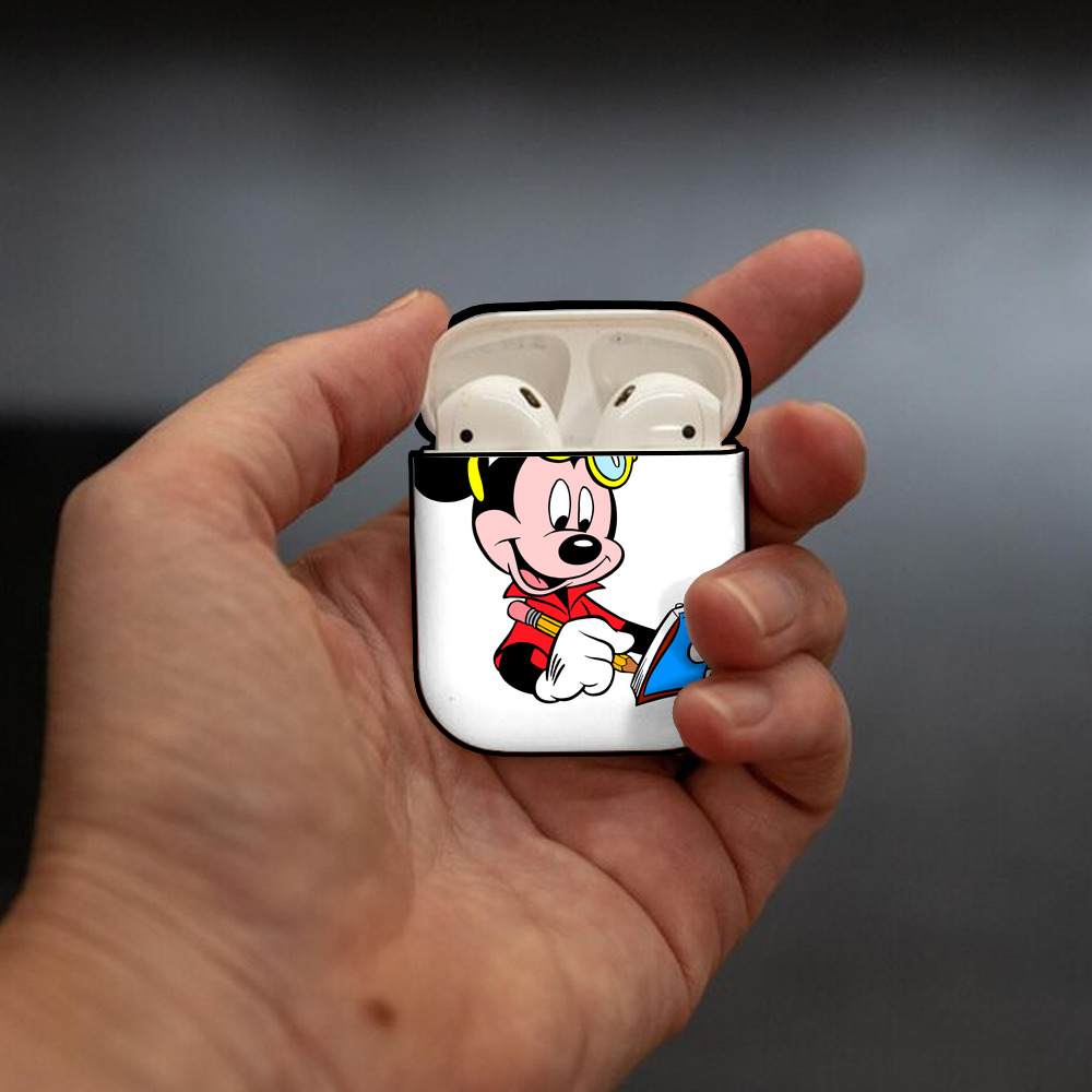 ミッキーマウス Mickey Mouse AirPods 第2世代保護ケース ハードシェル ブラック 耐衝撃・防指紋・カラビナ付き