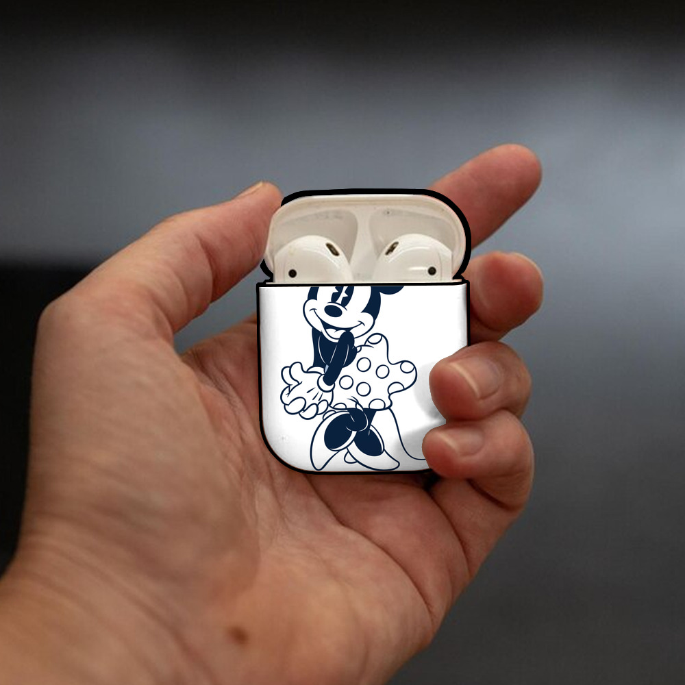 ミッキーマウス Mickey Mouse AirPods 第2世代保護ケース ハードシェル ブラック 耐衝撃・防指紋・カラビナ付き