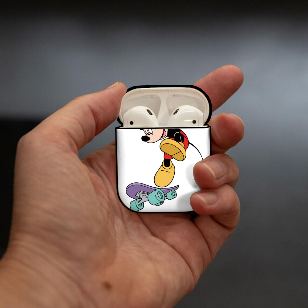ミッキーマウス Mickey Mouse AirPods 第2世代保護ケース ハードシェル ブラック 耐衝撃・防指紋・カラビナ付き