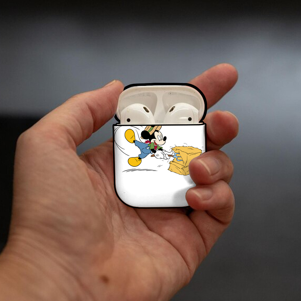 ミッキーマウス Mickey Mouse AirPods 第2世代保護ケース ハードシェル ブラック 耐衝撃・防指紋・カラビナ付き