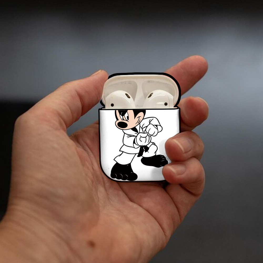 ミッキーマウス Mickey Mouse AirPods 第2世代保護ケース ハードシェル ブラック 耐衝撃・防指紋・カラビナ付き