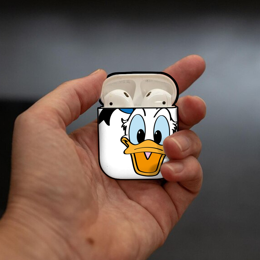 ミッキーマウス Mickey Mouse AirPods 第2世代保護ケース ハードシェル ブラック 耐衝撃・防指紋・カラビナ付き
