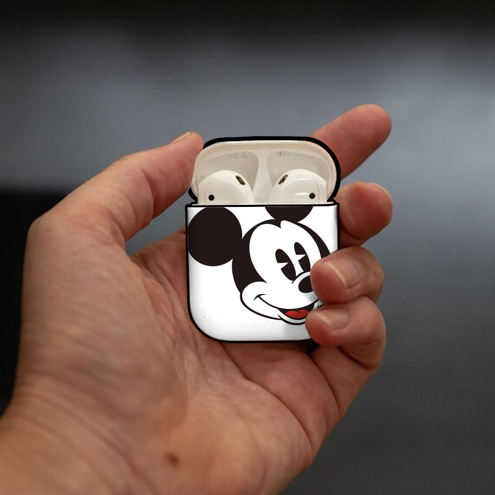 ミッキーマウス Mickey Mouse AirPods 第2世代保護ケース ハードシェル ブラック 耐衝撃・防指紋・カラビナ付き