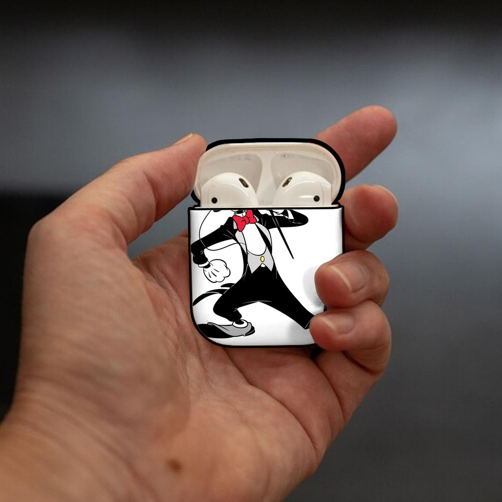 ミッキーマウス Mickey Mouse AirPods 第2世代保護ケース ハードシェル ブラック 耐衝撃・防指紋・カラビナ付き