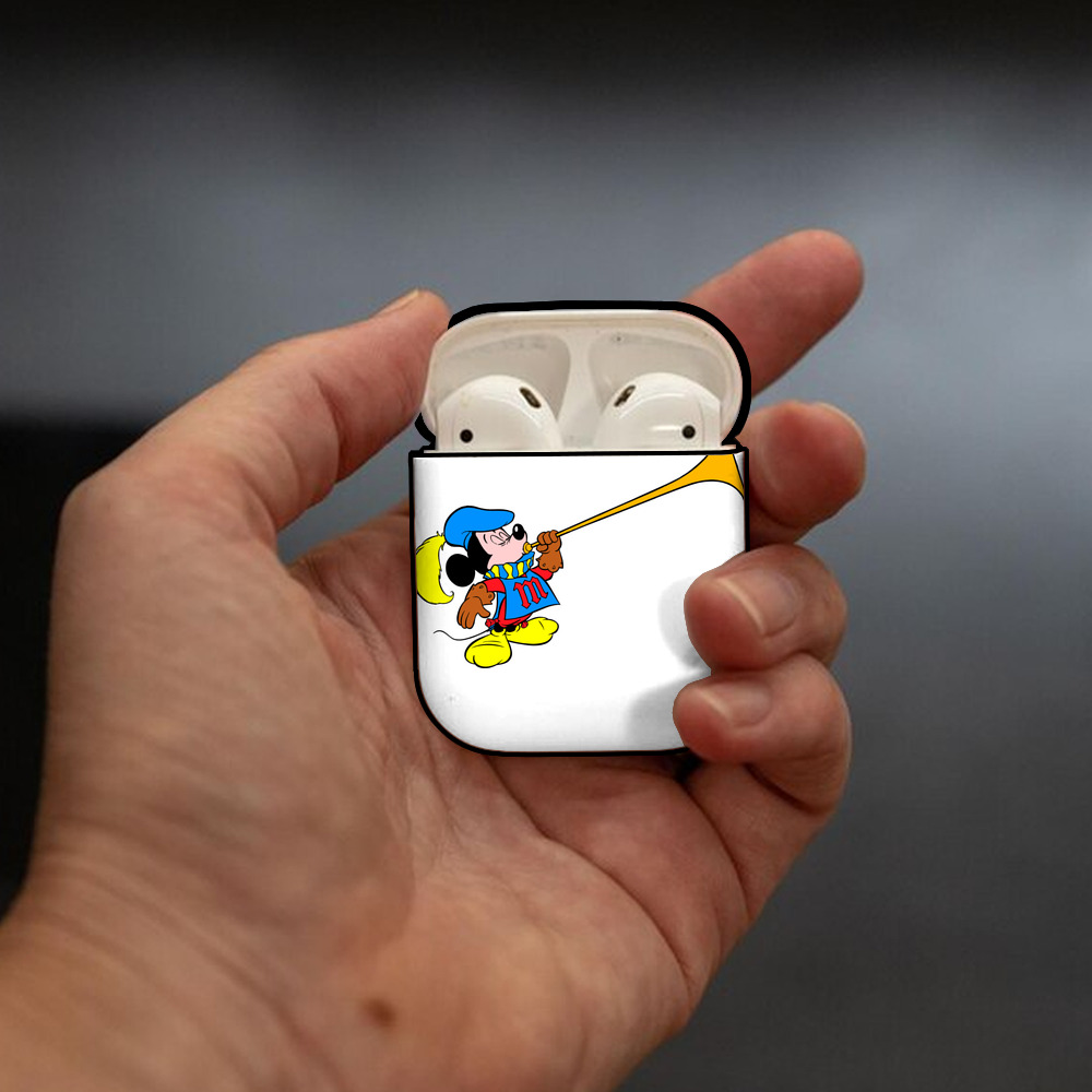 ミッキーマウス Mickey Mouse AirPods 第2世代保護ケース ハードシェル ブラック 耐衝撃・防指紋・カラビナ付き
