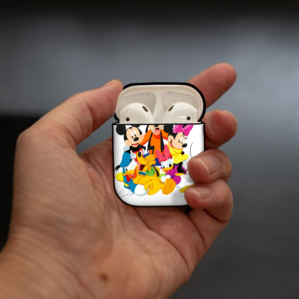 ミッキーマウス Mickey Mouse AirPods 第2世代保護ケース ハードシェル ブラック 耐衝撃・防指紋・カラビナ付き
