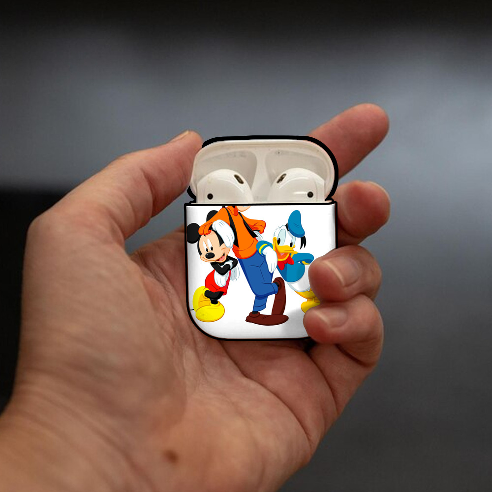 ミッキーマウス Mickey Mouse AirPods 第2世代保護ケース ハードシェル ブラック 耐衝撃・防指紋・カラビナ付き