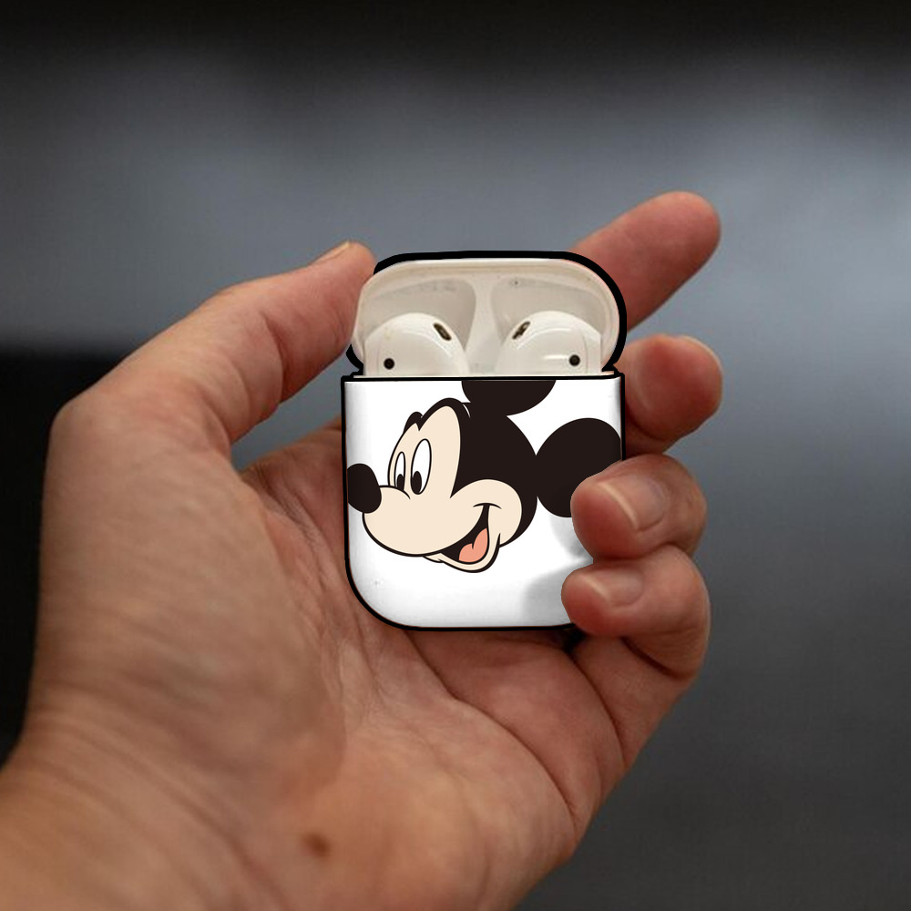 ミッキーマウス Mickey Mouse AirPods 第2世代保護ケース ハードシェル ブラック 耐衝撃・防指紋・カラビナ付き
