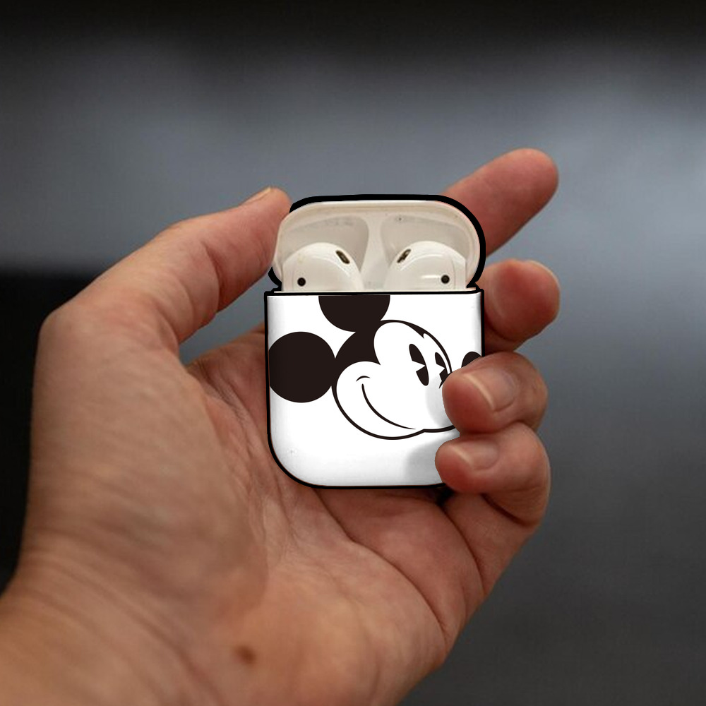 ミッキーマウス Mickey Mouse AirPods 第2世代保護ケース ハードシェル ブラック 耐衝撃・防指紋・カラビナ付き