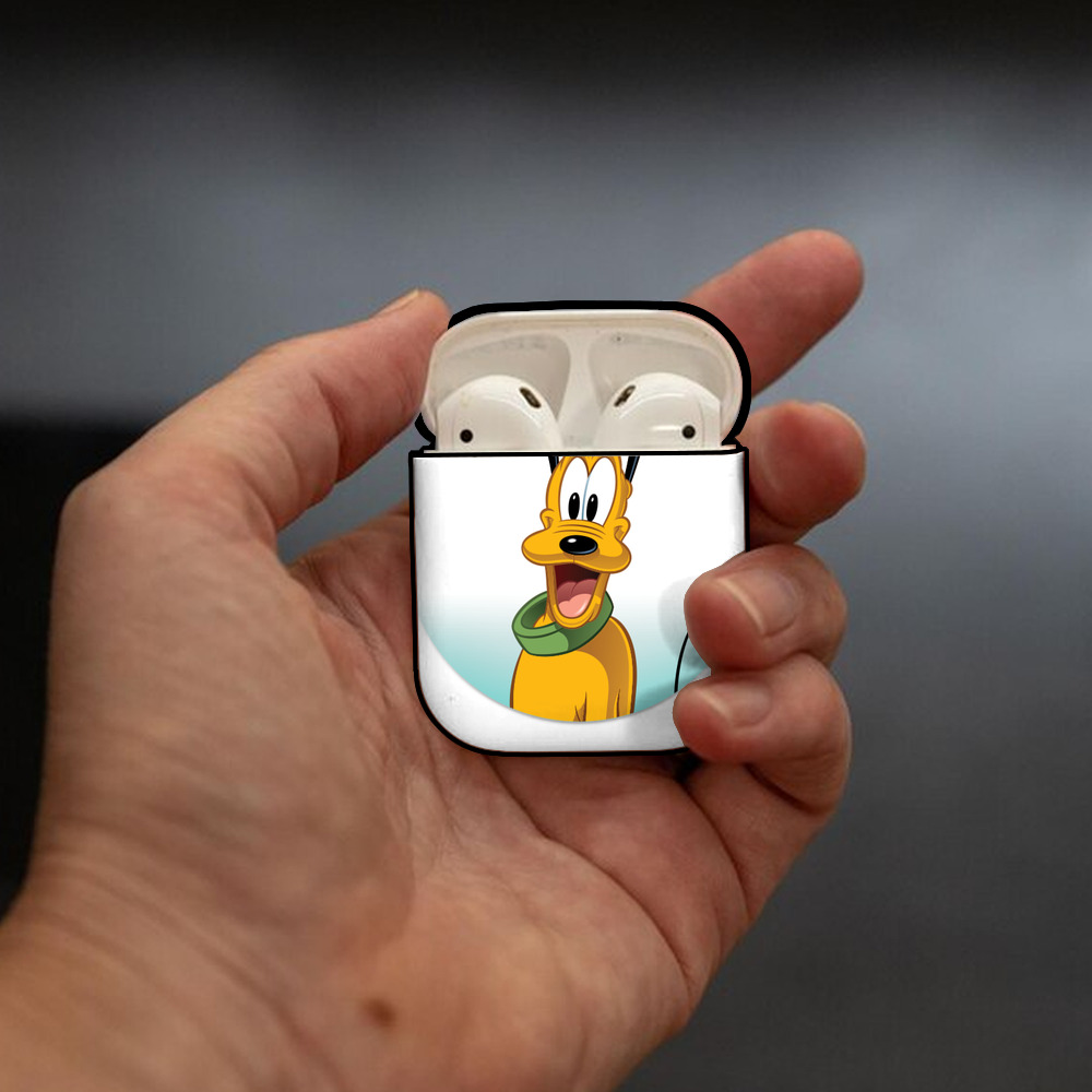 ミッキーマウス Mickey Mouse AirPods 第2世代保護ケース ハードシェル ブラック 耐衝撃・防指紋・カラビナ付き