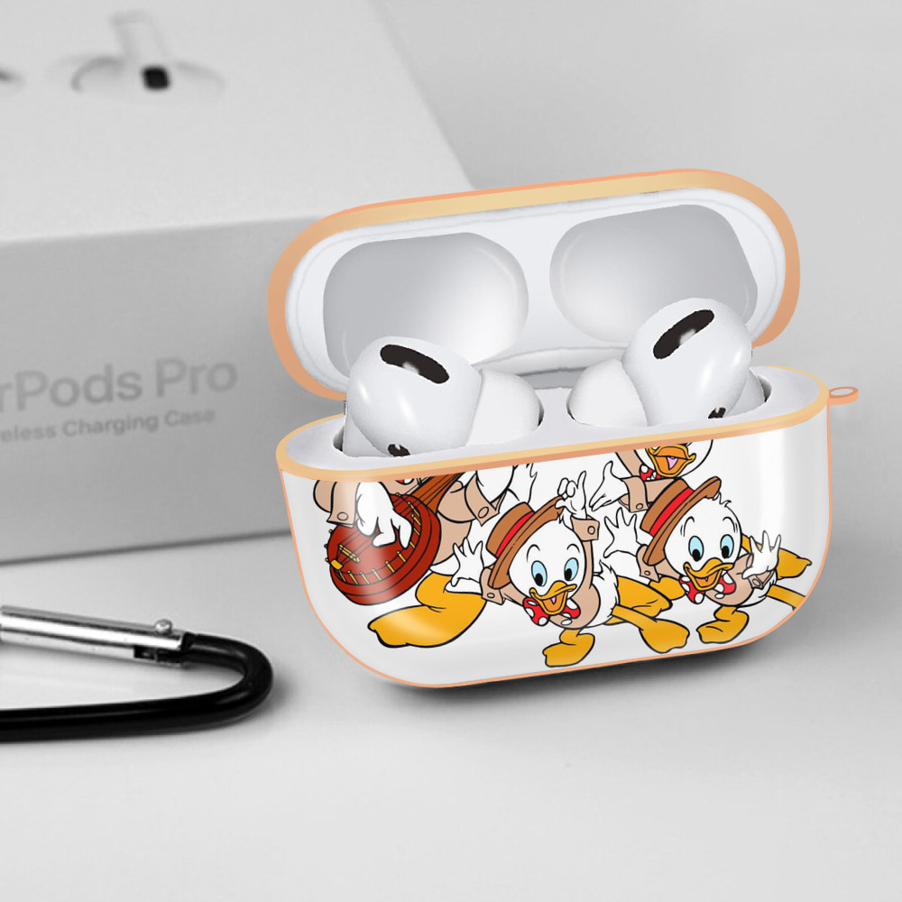 ミッキーマウス Mickey Mouse 【AirPods Pro用】ハードシェル保護ケース｜耐衝撃・防指紋・カラビナ付き商品仕様