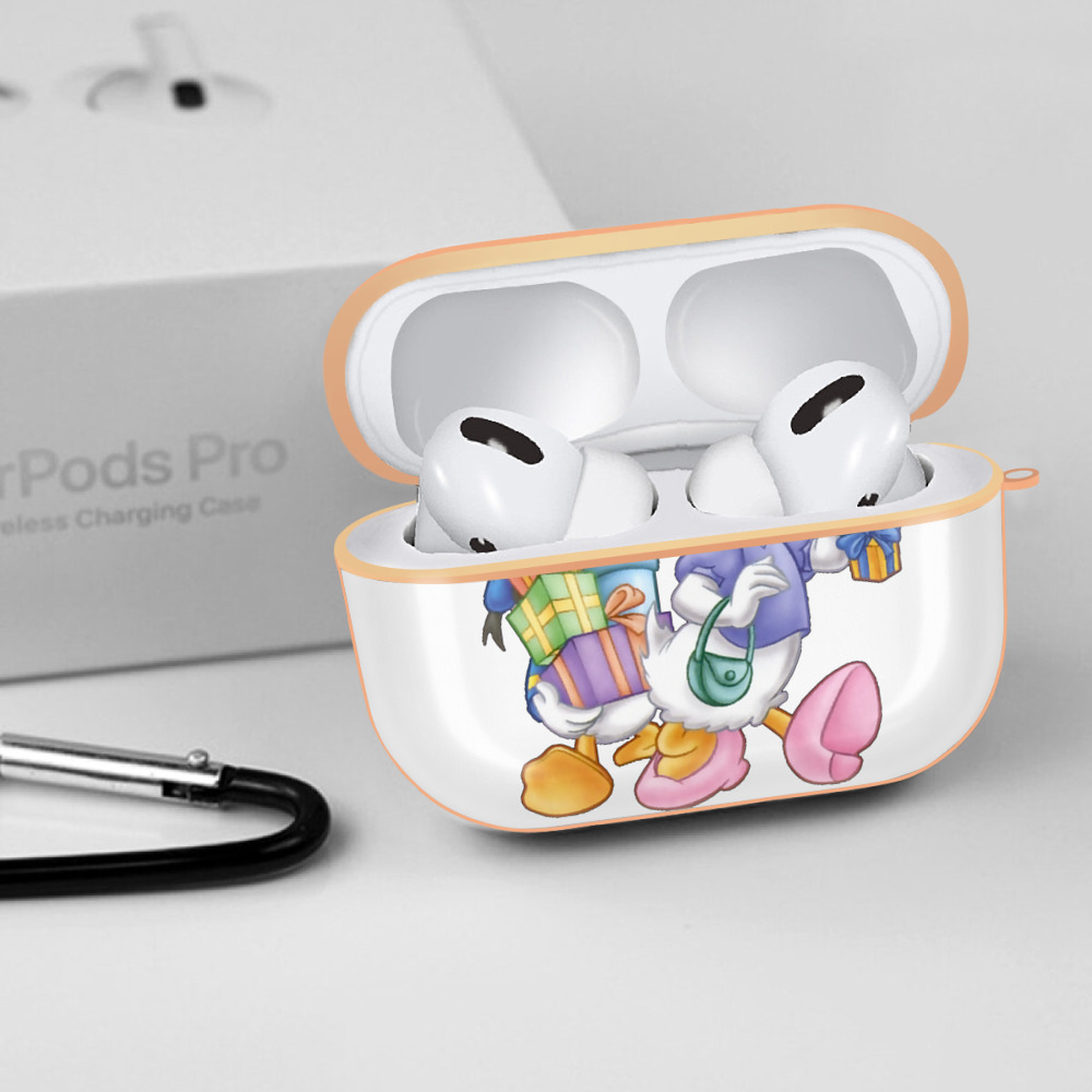 ミッキーマウス Mickey Mouse 【AirPods Pro用】ハードシェル保護ケース｜耐衝撃・防指紋・カラビナ付き商品仕様
