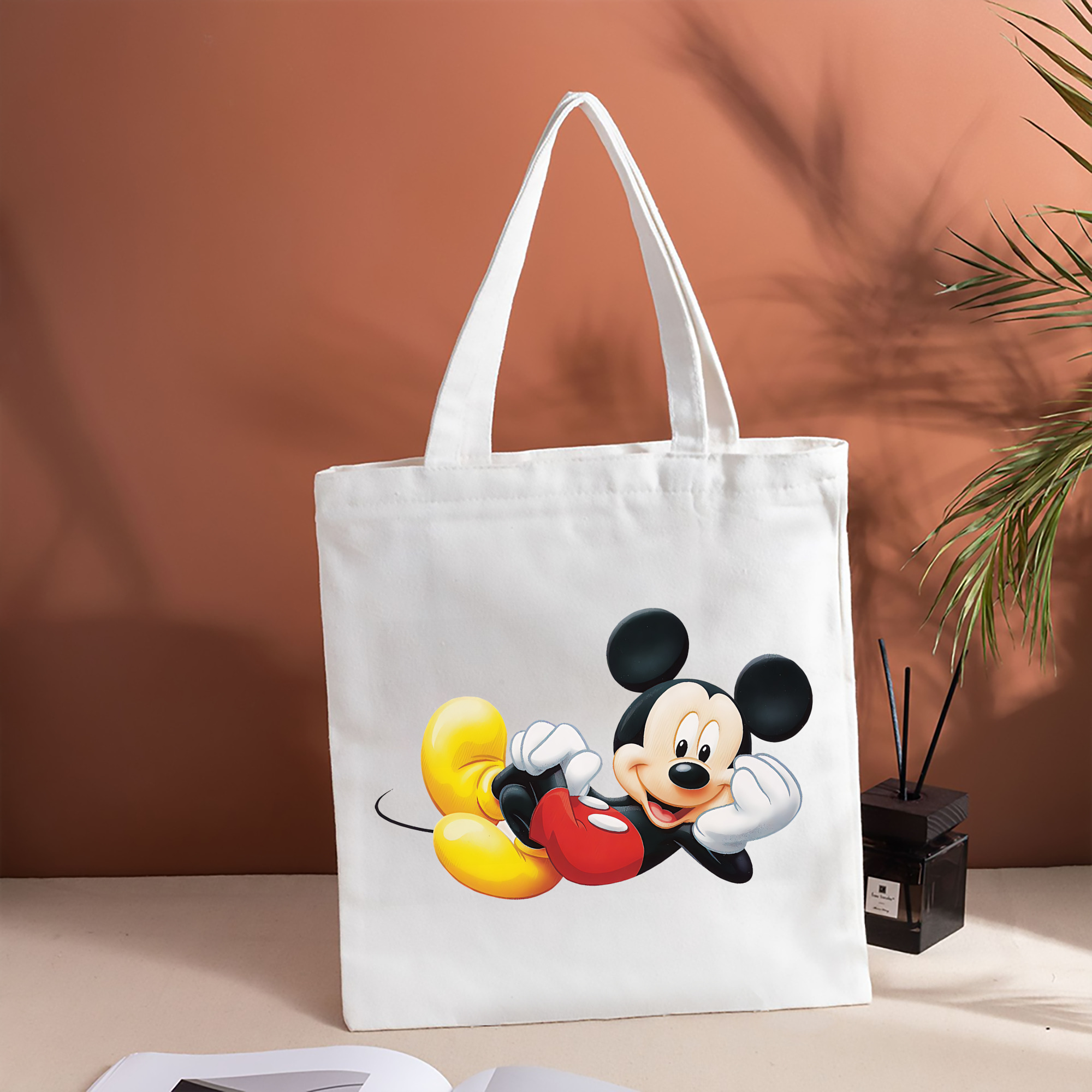 ミッキーマウス Mickey Mouse 縦型キャンバス生地手提げバッグ　トートバッグ