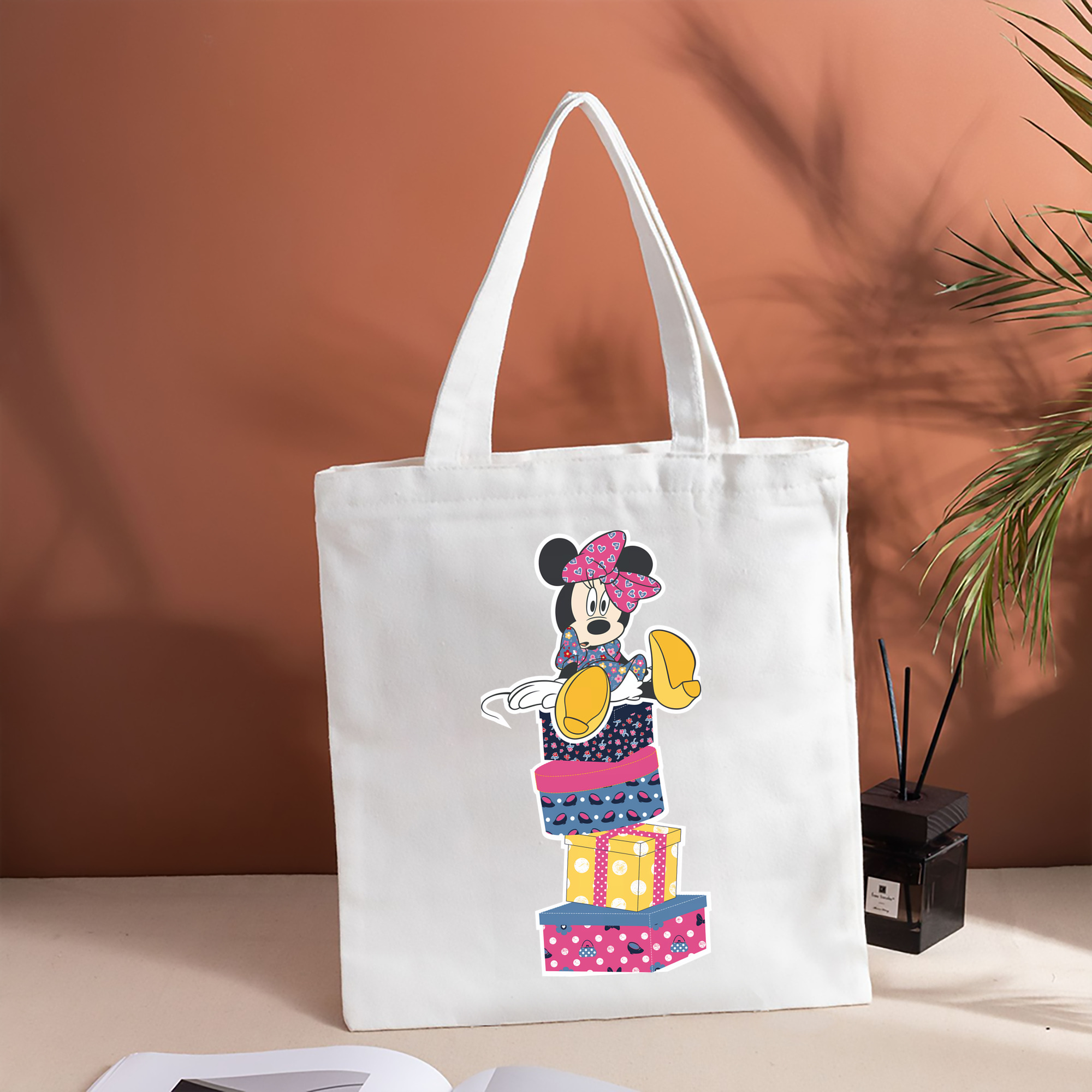 ミッキーマウス Mickey Mouse 縦型キャンバス生地手提げバッグ　トートバッグ