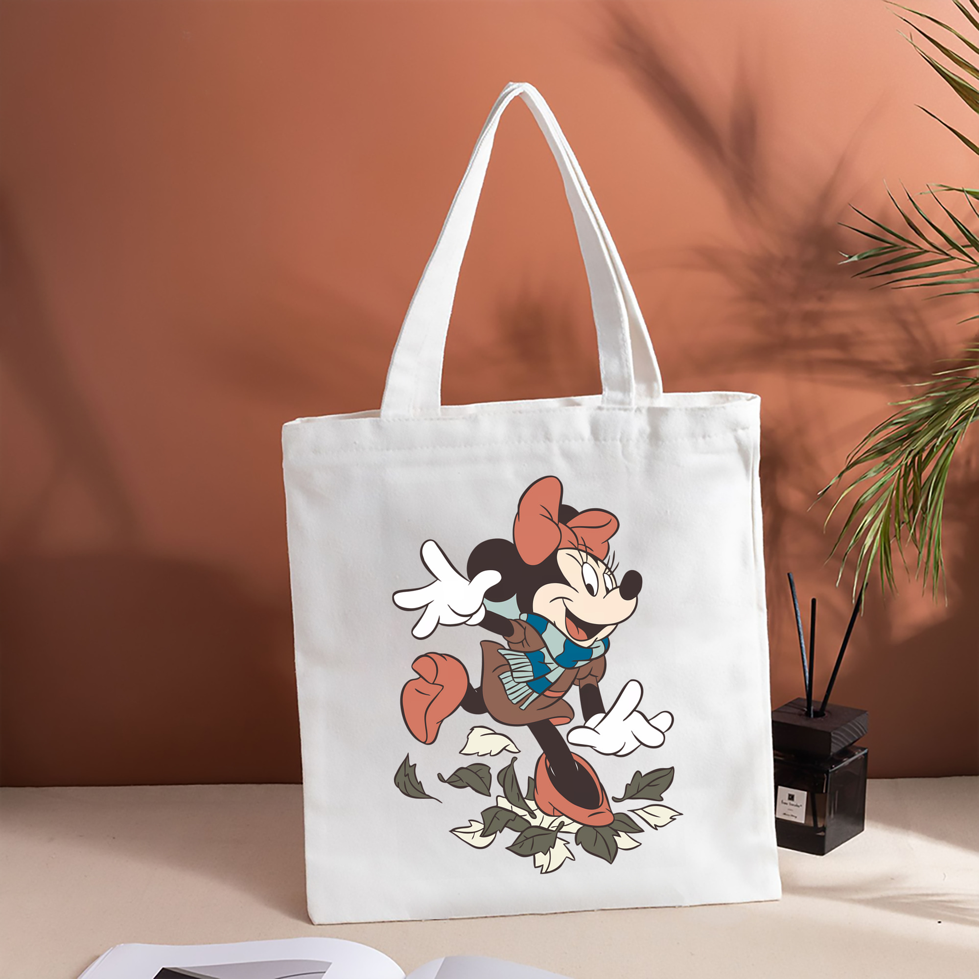 ミッキーマウス Mickey Mouse 縦型キャンバス生地手提げバッグ　トートバッグ