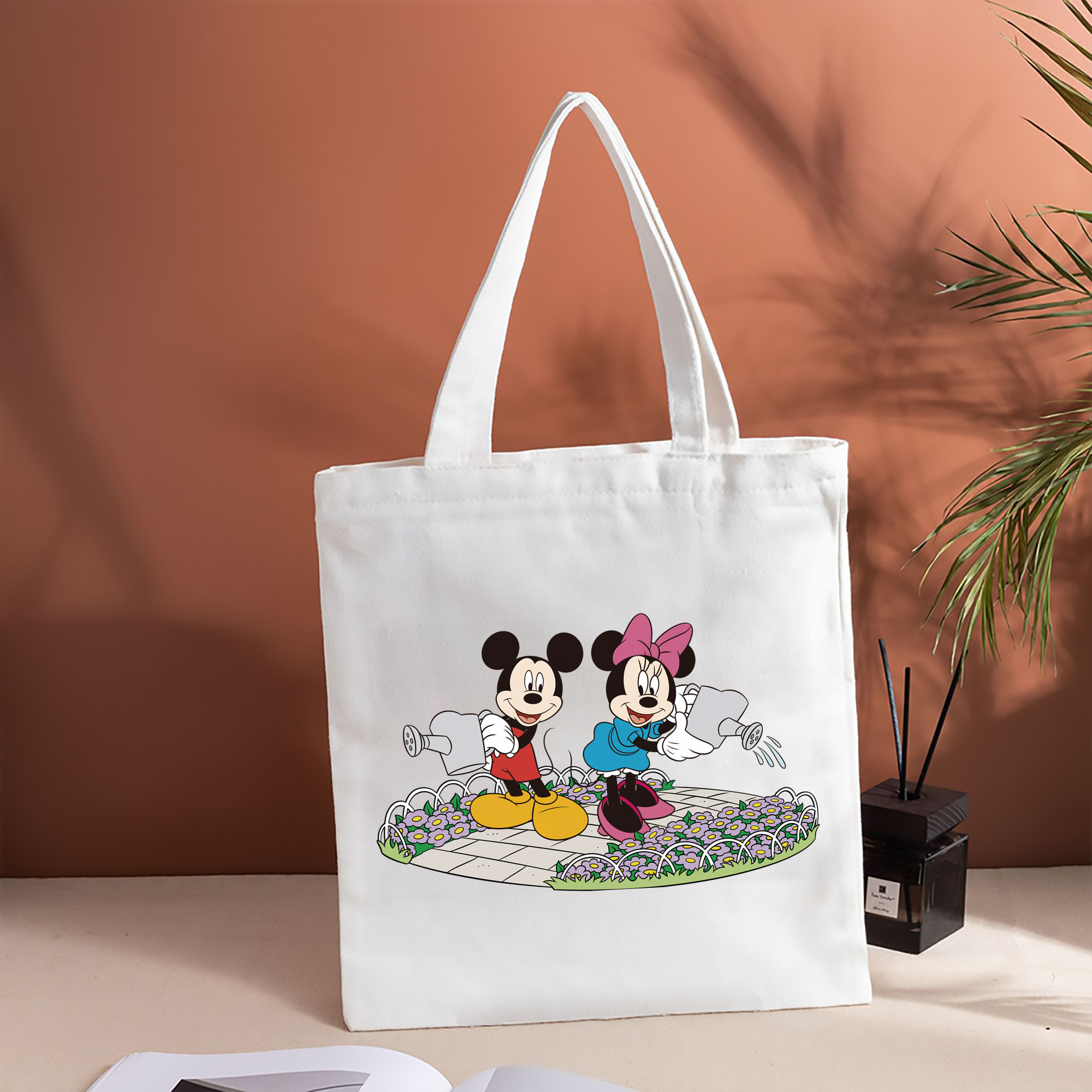 ミッキーマウス Mickey Mouse 縦型キャンバス生地手提げバッグ　トートバッグ