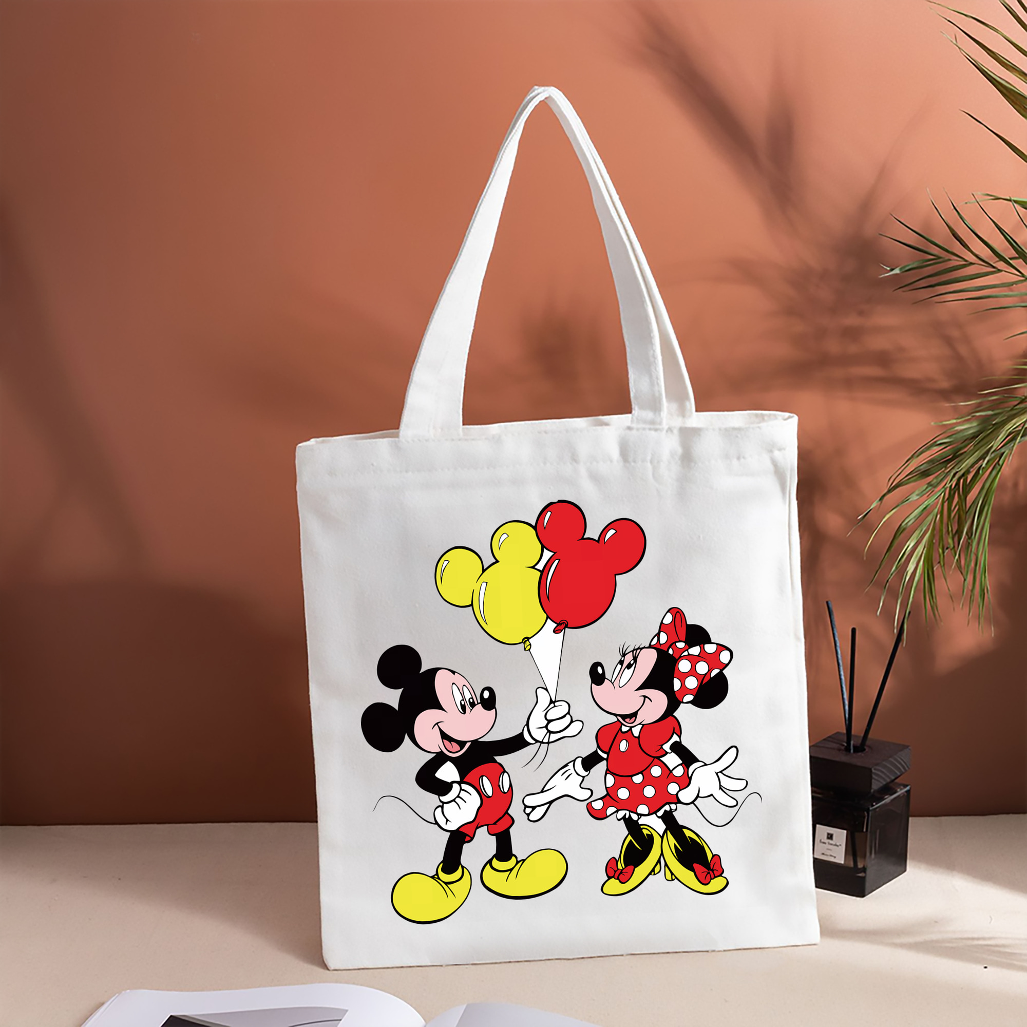 ミッキーマウス Mickey Mouse 縦型キャンバス生地手提げバッグ　トートバッグ