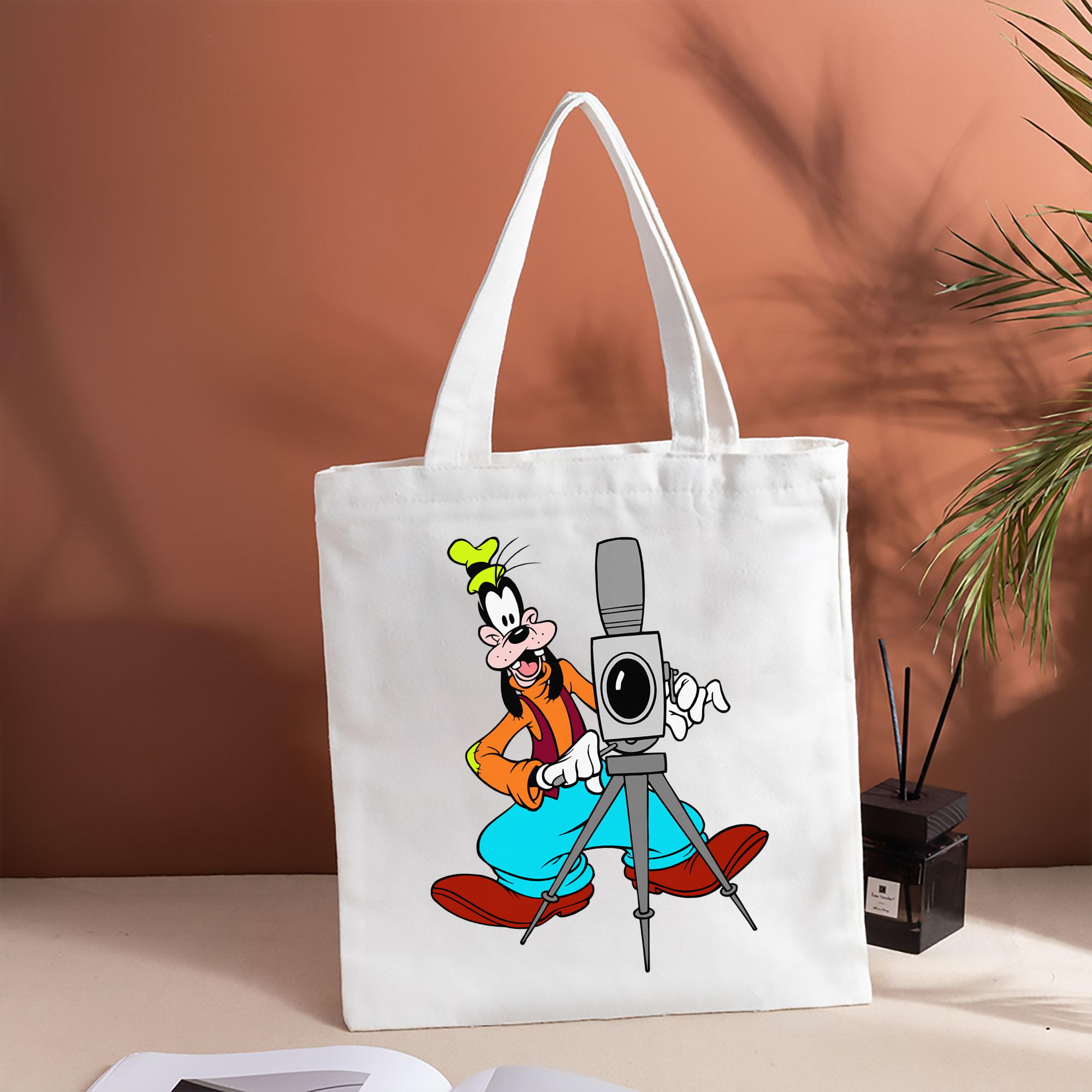ミッキーマウス Mickey Mouse 縦型キャンバス生地手提げバッグ　トートバッグ