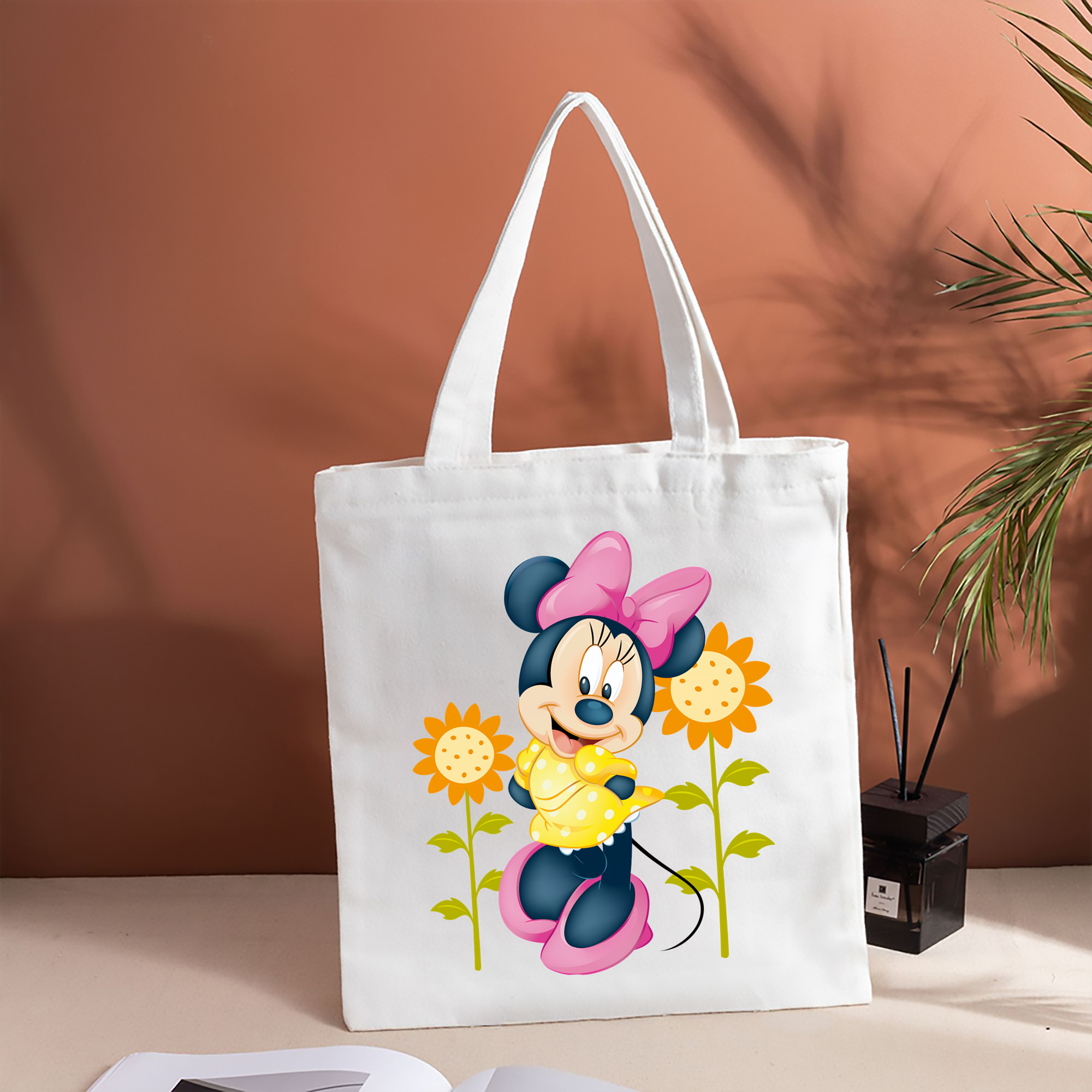 ミッキーマウス Mickey Mouse 縦型キャンバス生地手提げバッグ　トートバッグ