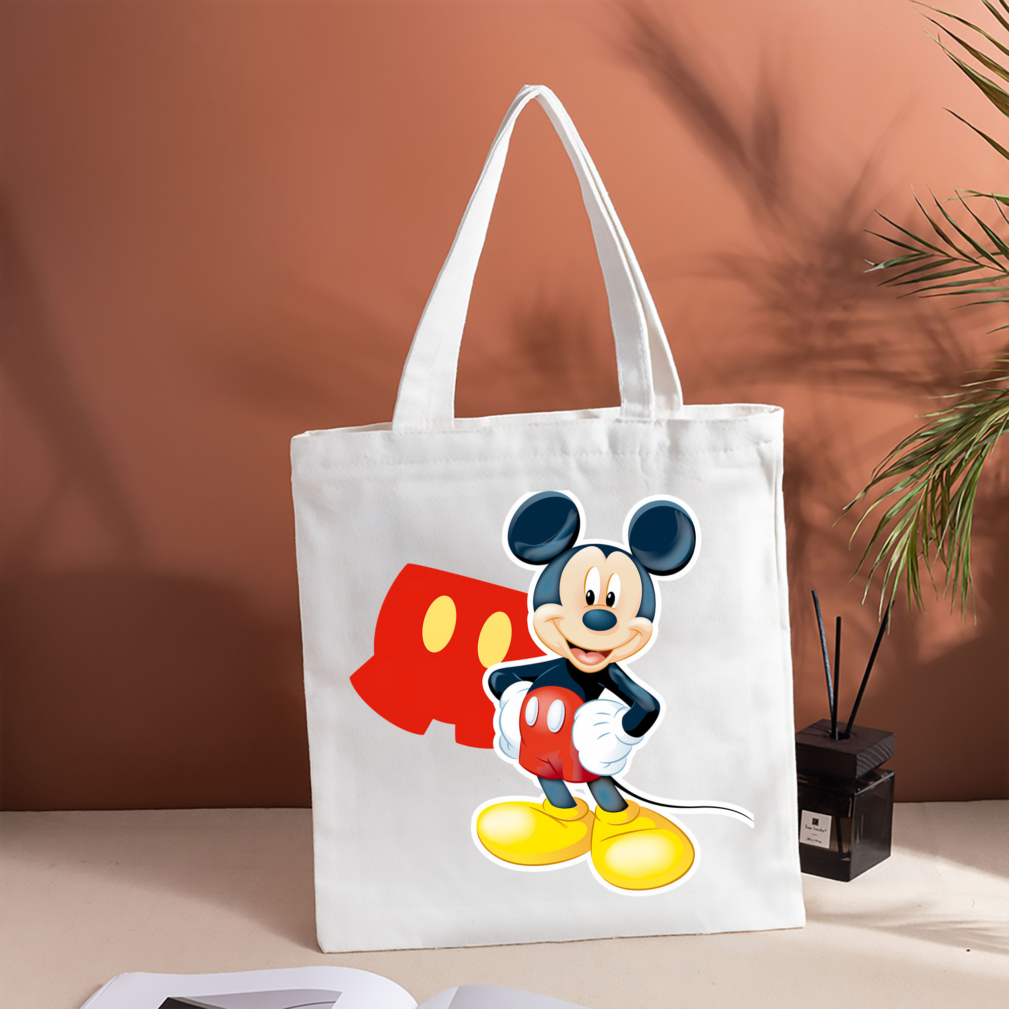 ミッキーマウス Mickey Mouse 縦型キャンバス生地手提げバッグ　トートバッグ
