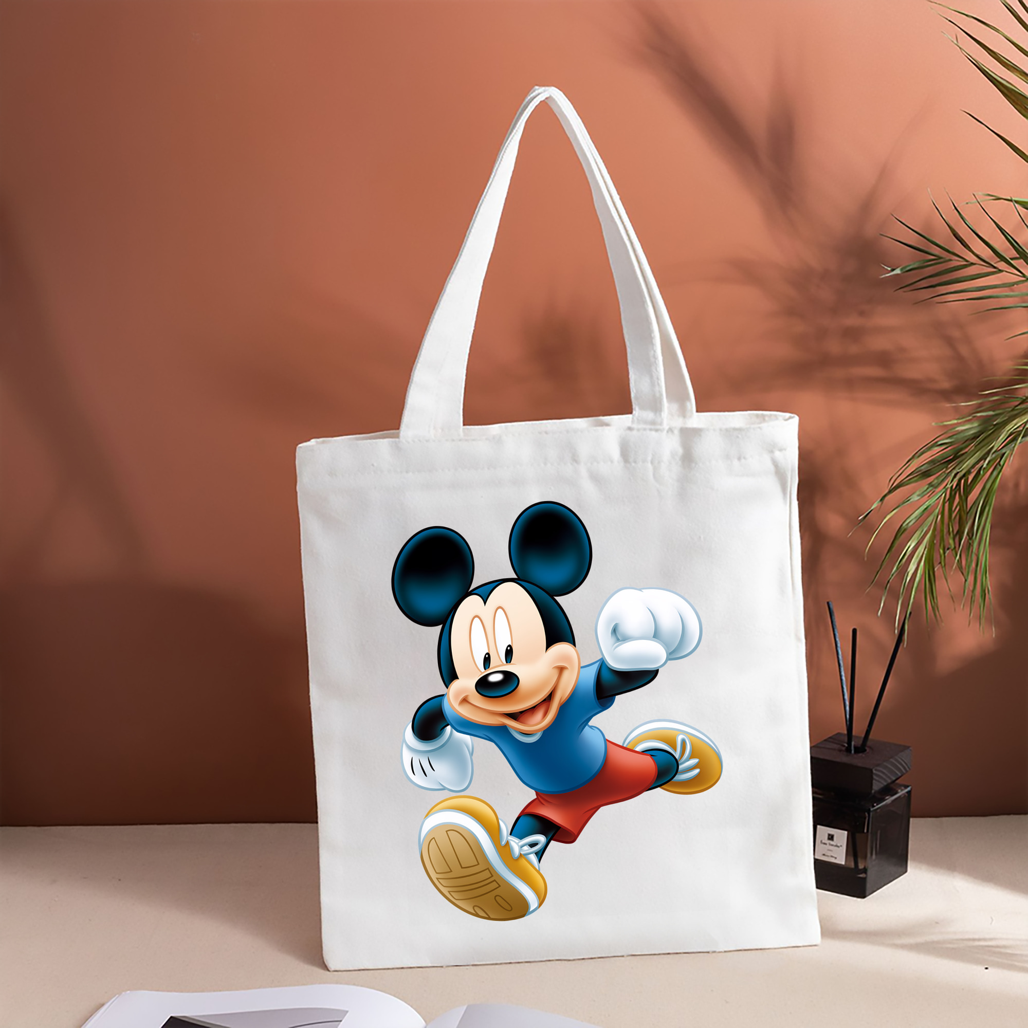 ミッキーマウス Mickey Mouse 縦型キャンバス生地手提げバッグ　トートバッグ