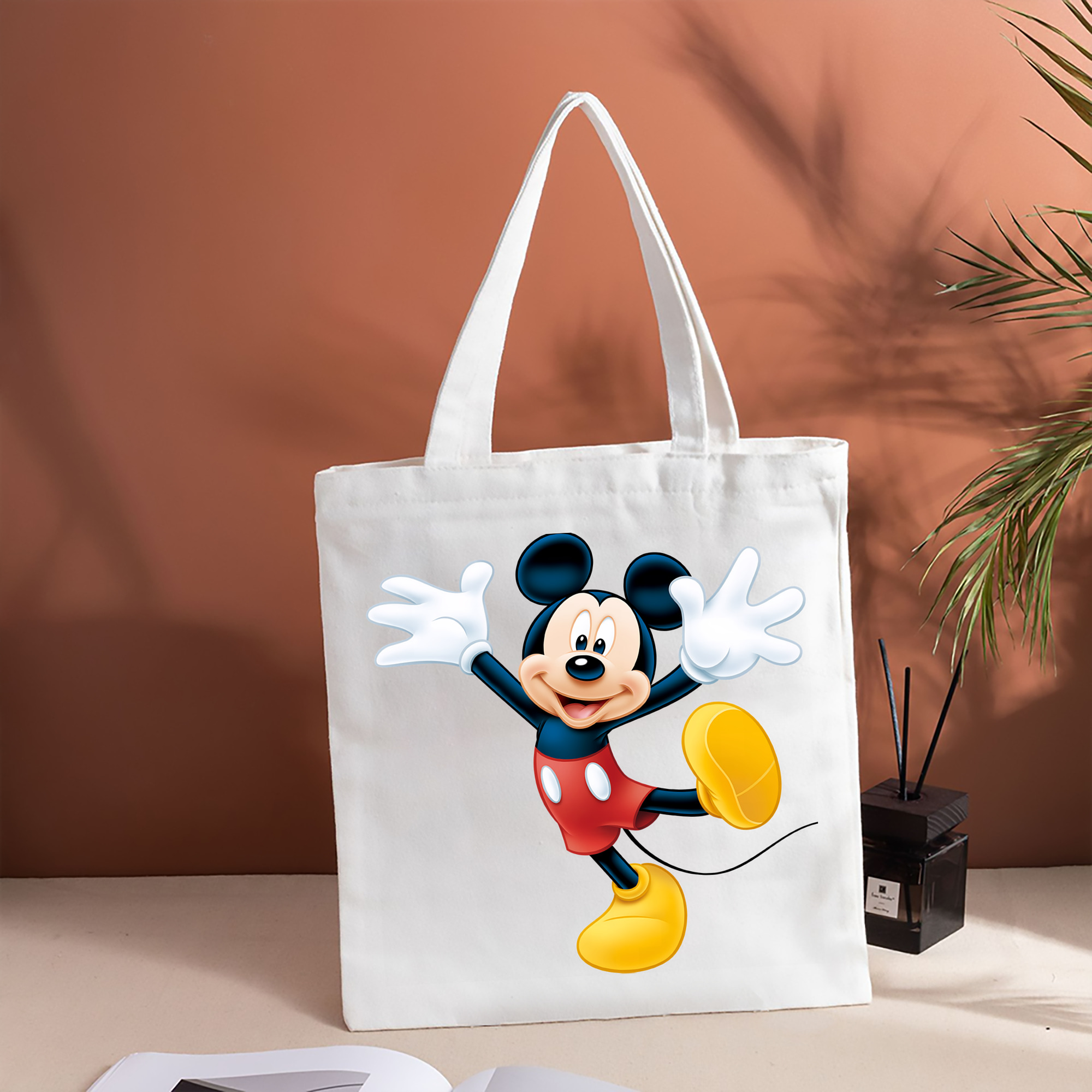 ミッキーマウス Mickey Mouse 縦型キャンバス生地手提げバッグ　トートバッグ
