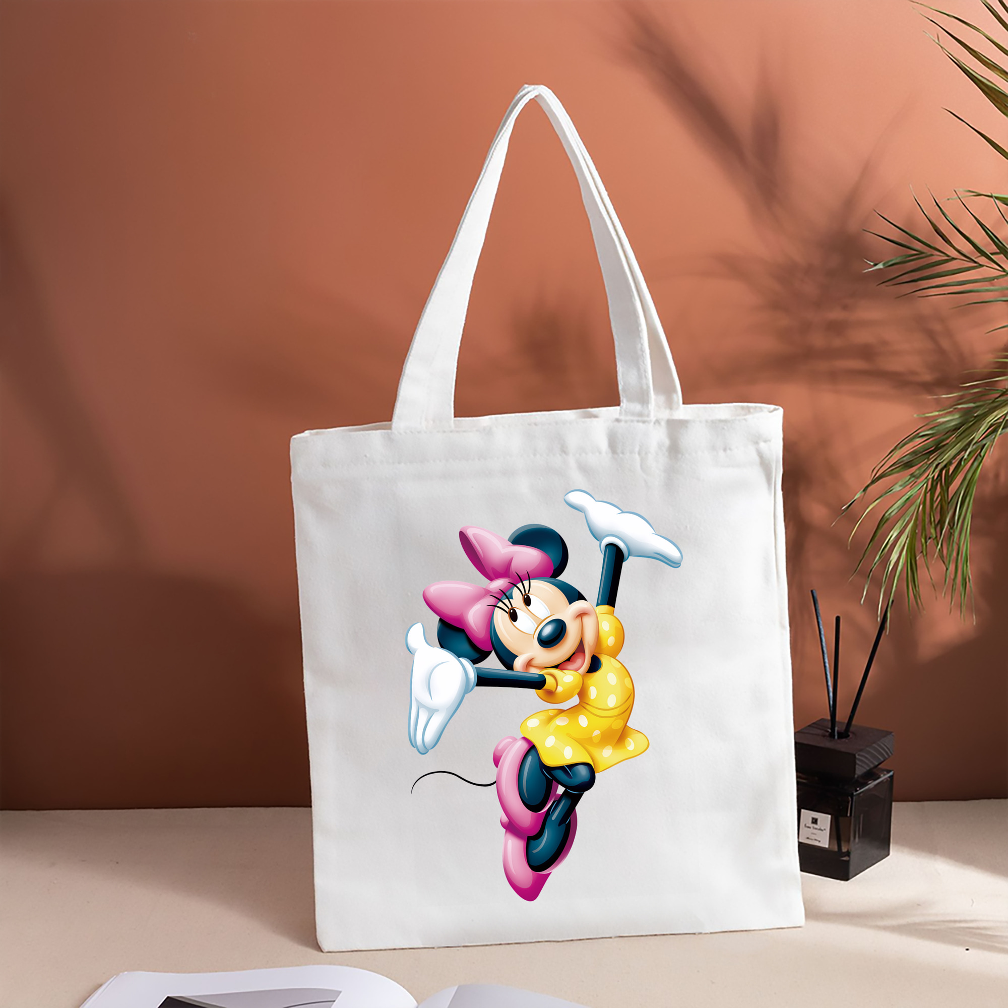 ミッキーマウス Mickey Mouse 縦型キャンバス生地手提げバッグ　トートバッグ