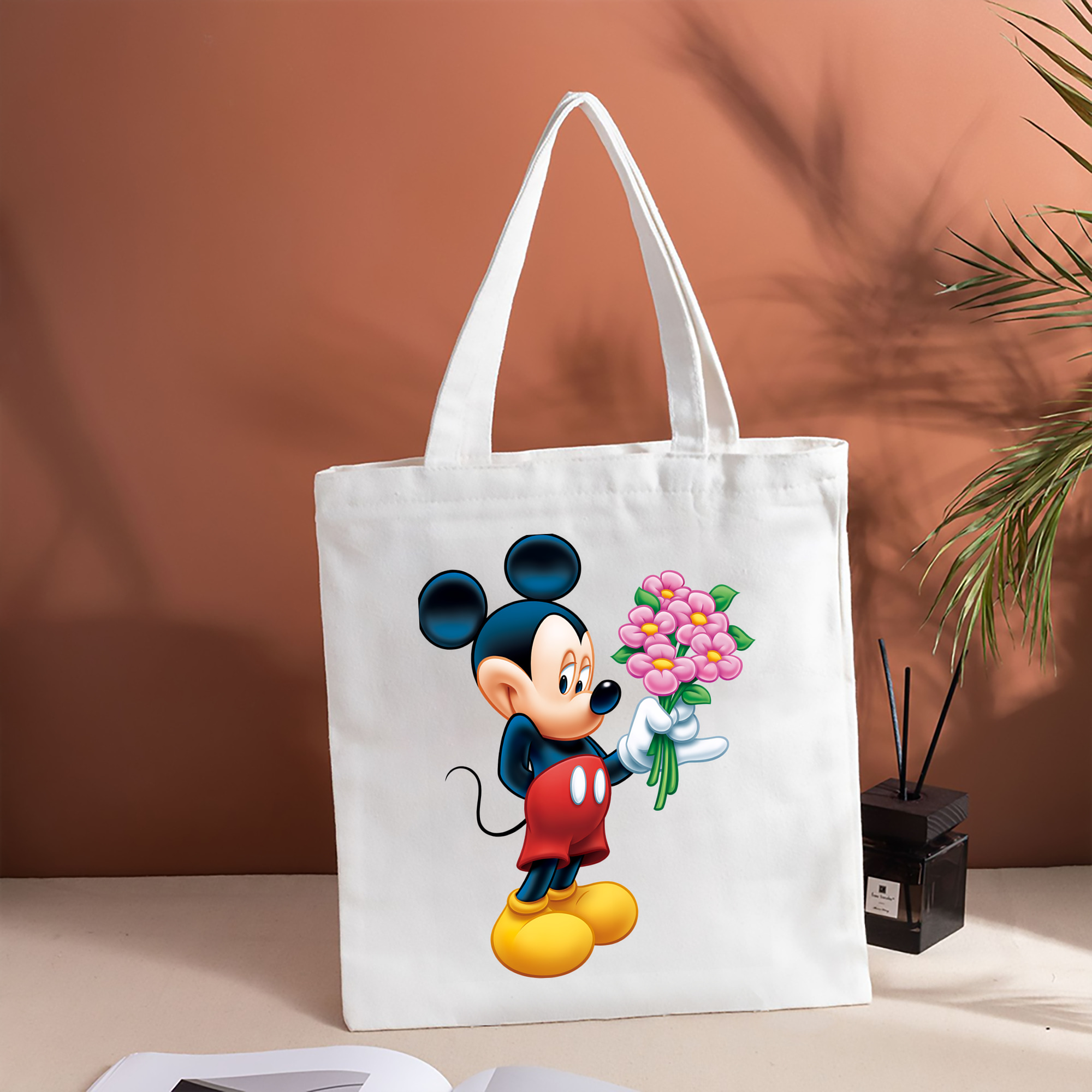 ミッキーマウス Mickey Mouse 縦型キャンバス生地手提げバッグ　トートバッグ