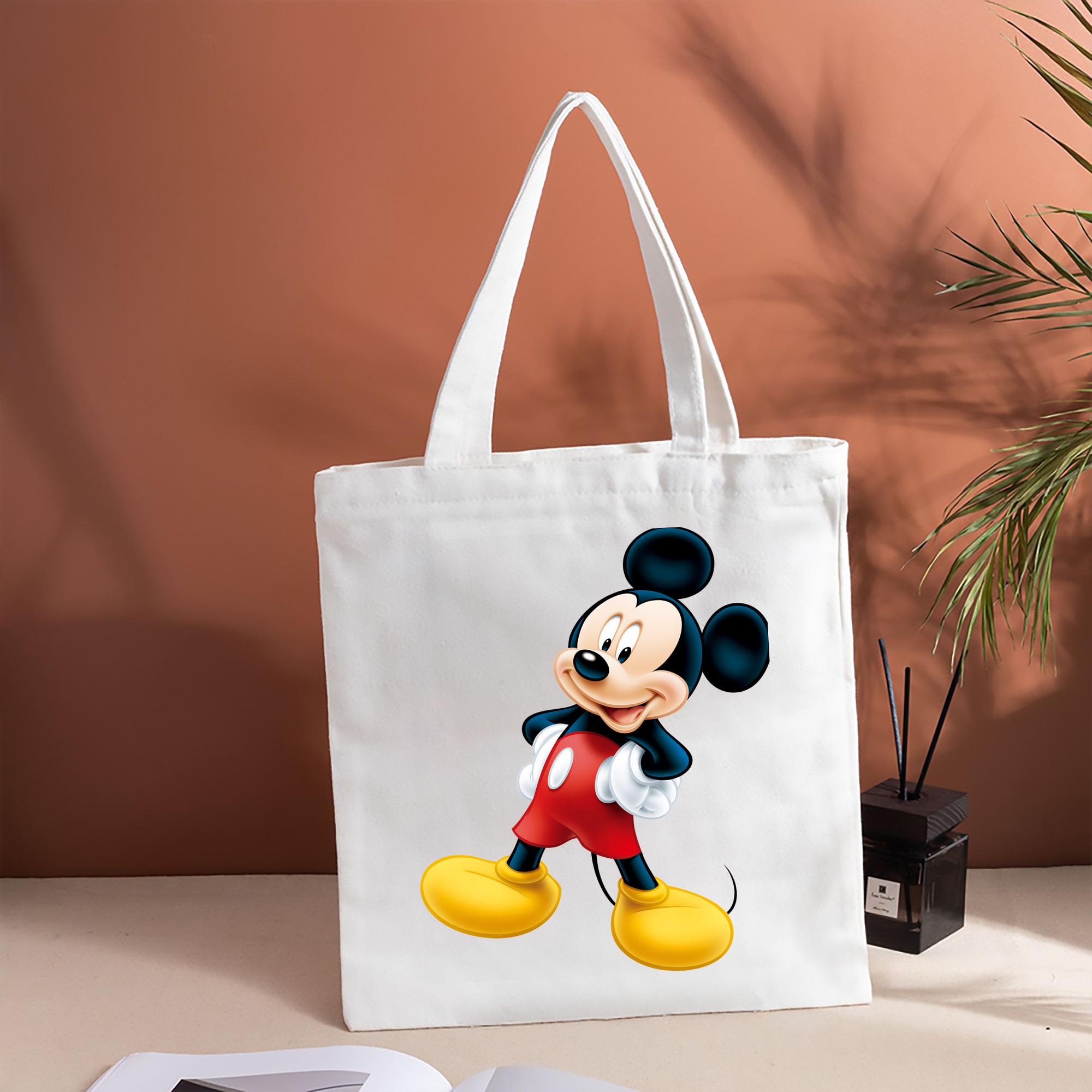 ミッキーマウス Mickey Mouse 縦型キャンバス生地手提げバッグ　トートバッグ