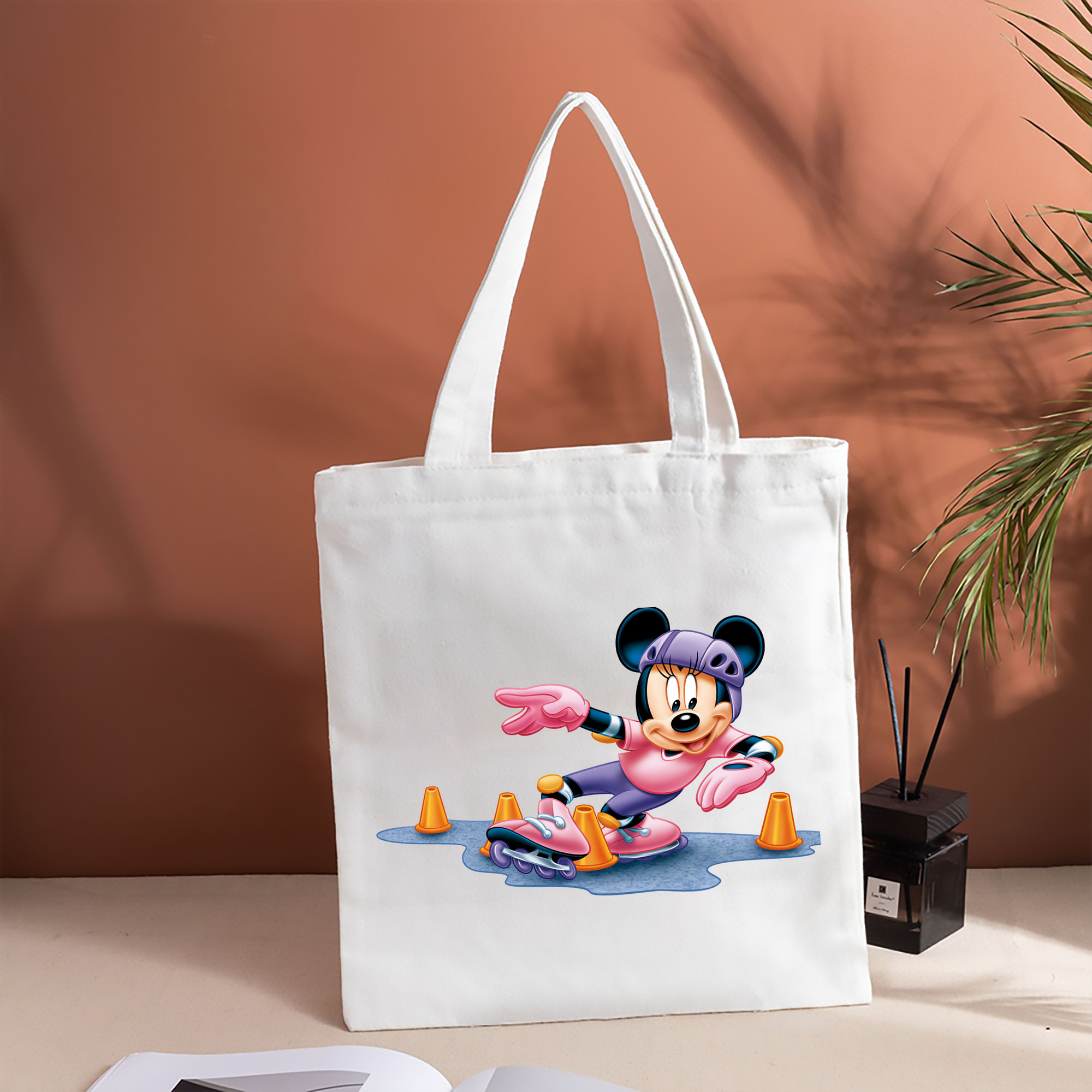 ミッキーマウス Mickey Mouse 縦型キャンバス生地手提げバッグ　トートバッグ