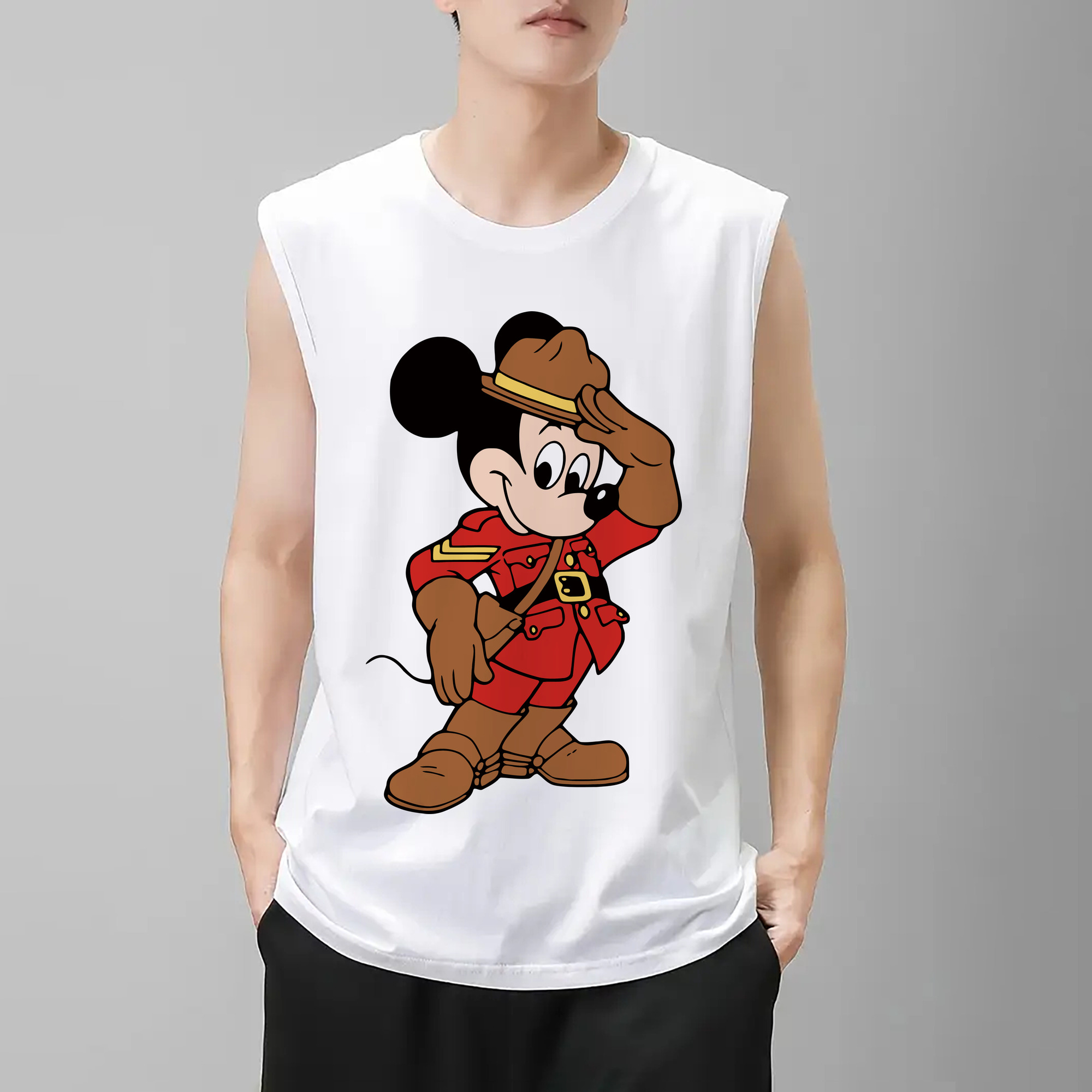 ミッキーマウス Mickey Mouse コットン100％タンクトップ（フロントプリント）