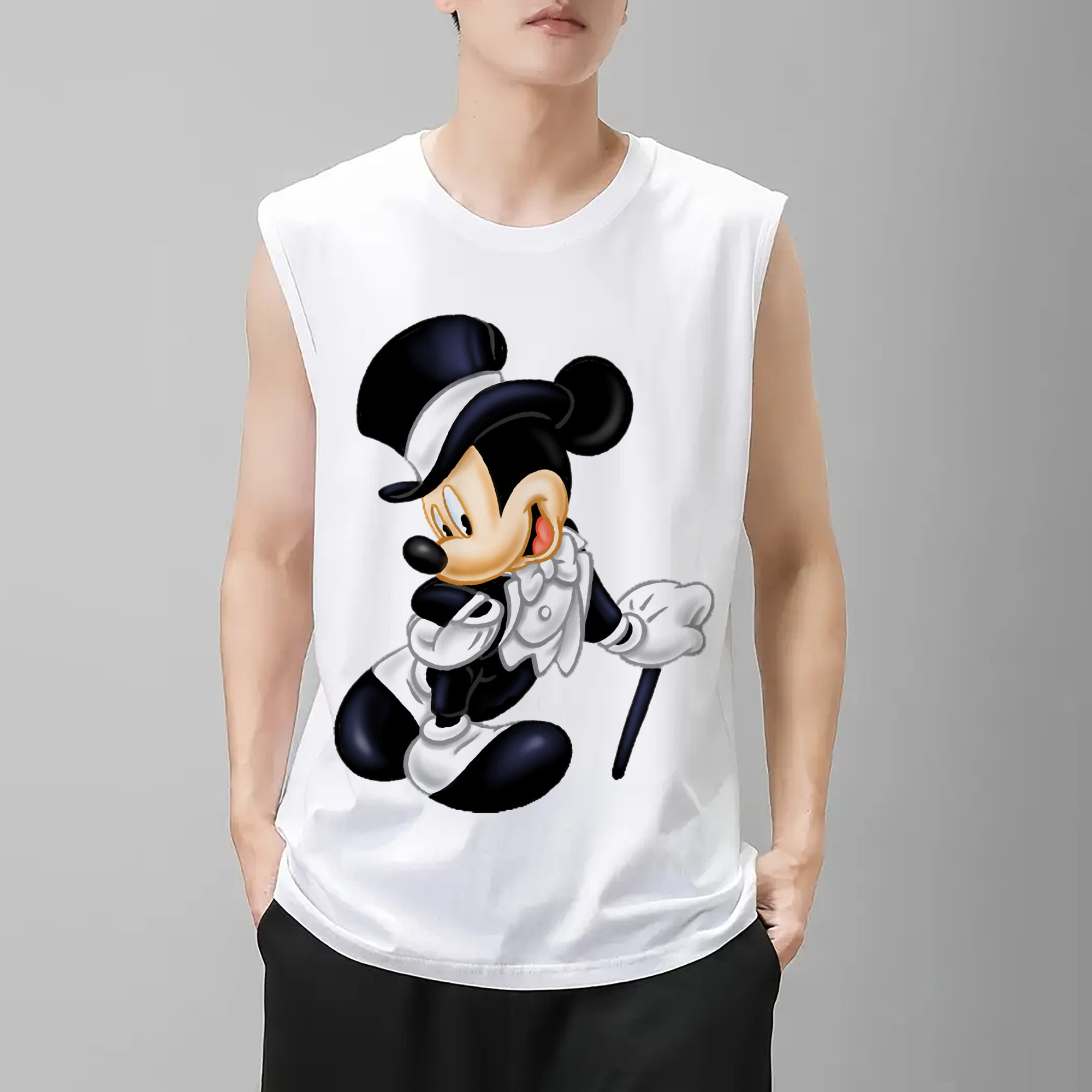 ミッキーマウス Mickey Mouse コットン100％タンクトップ（フロントプリント）