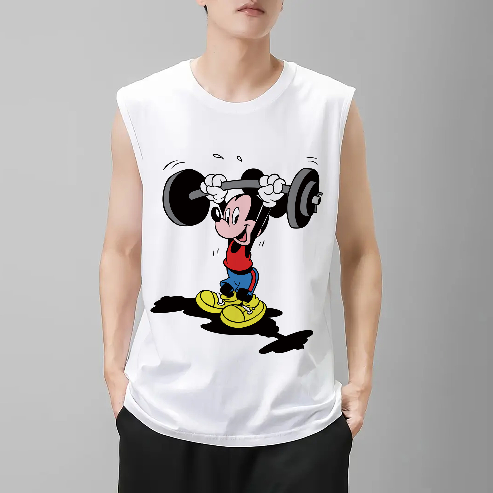 ミッキーマウス Mickey Mouse コットン100％タンクトップ（フロントプリント）