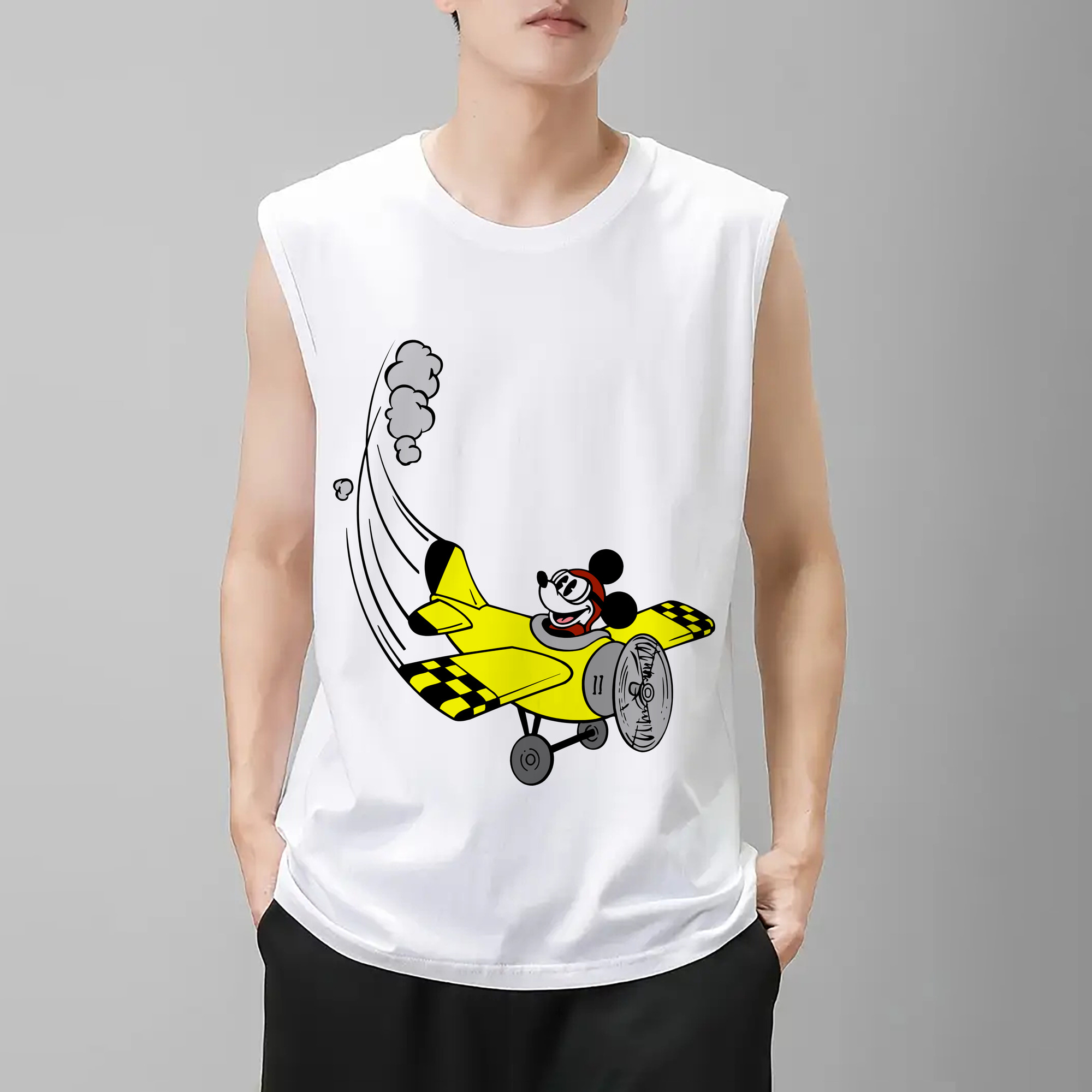 ミッキーマウス Mickey Mouse コットン100％タンクトップ（フロントプリント）