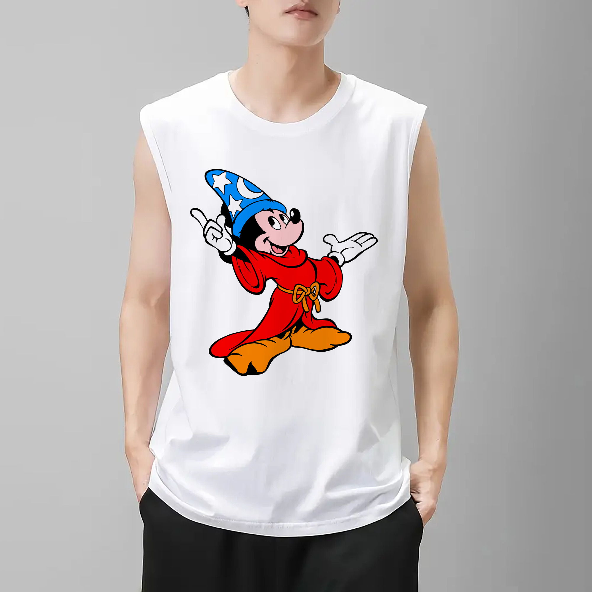 ミッキーマウス Mickey Mouse コットン100％タンクトップ（フロントプリント）