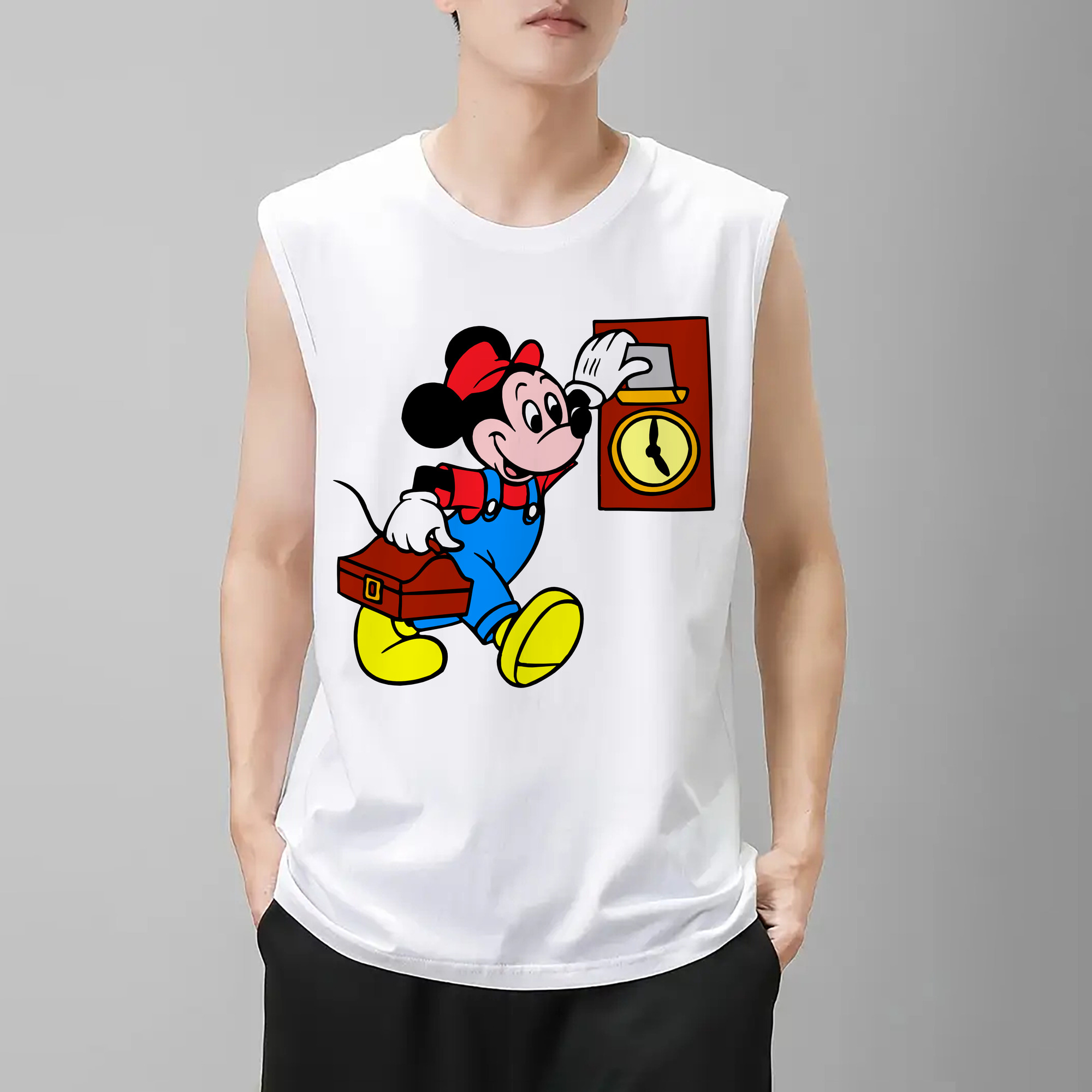 ミッキーマウス Mickey Mouse コットン100％タンクトップ（フロントプリント）