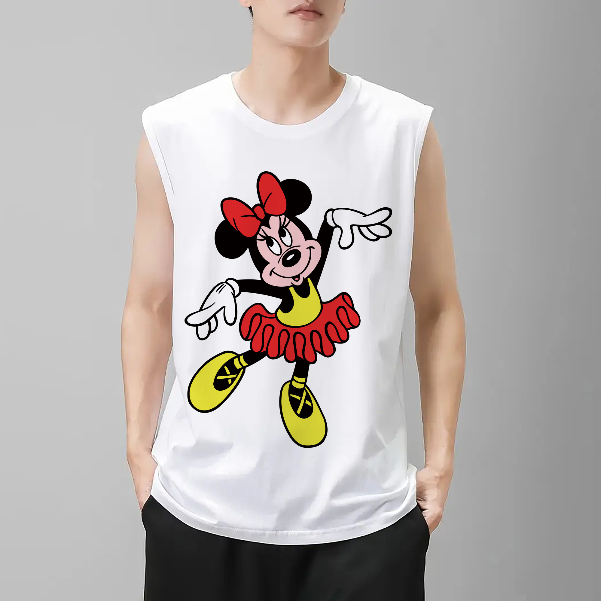 ミッキーマウス Mickey Mouse コットン100％タンクトップ（フロントプリント）