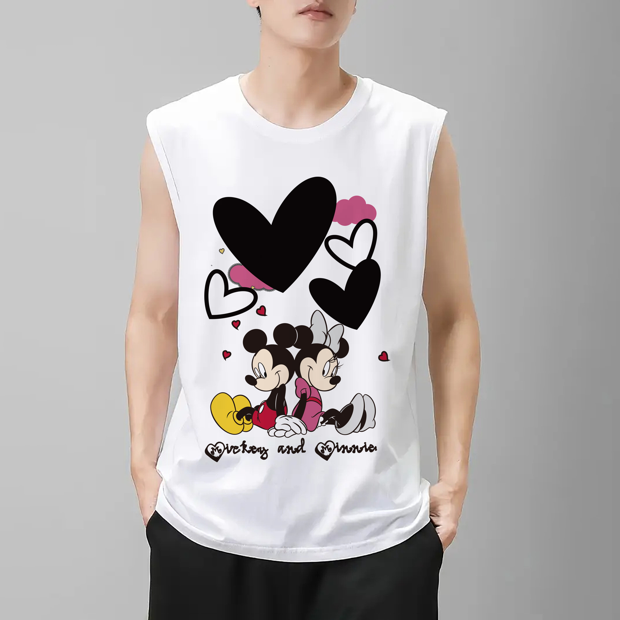 ミッキーマウス Mickey Mouse コットン100％タンクトップ（フロントプリント）