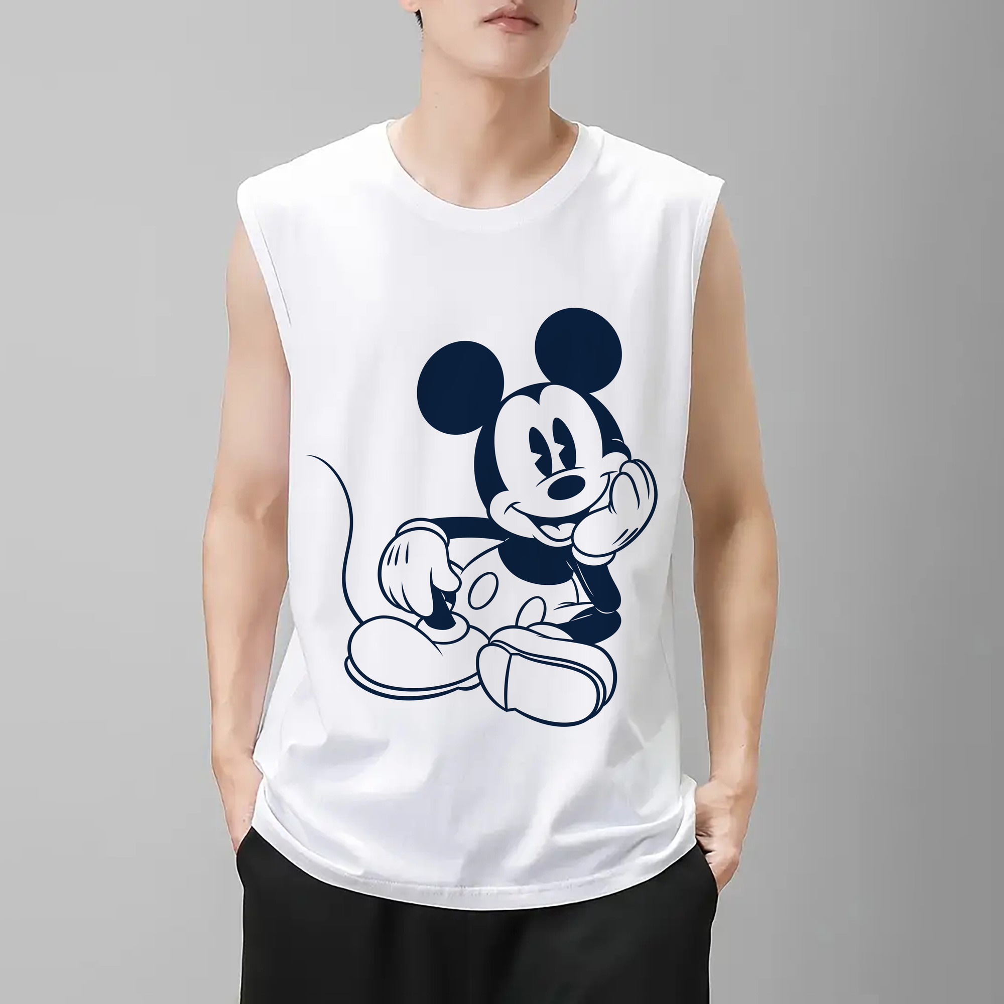 ミッキーマウス Mickey Mouse コットン100％タンクトップ（フロントプリント）