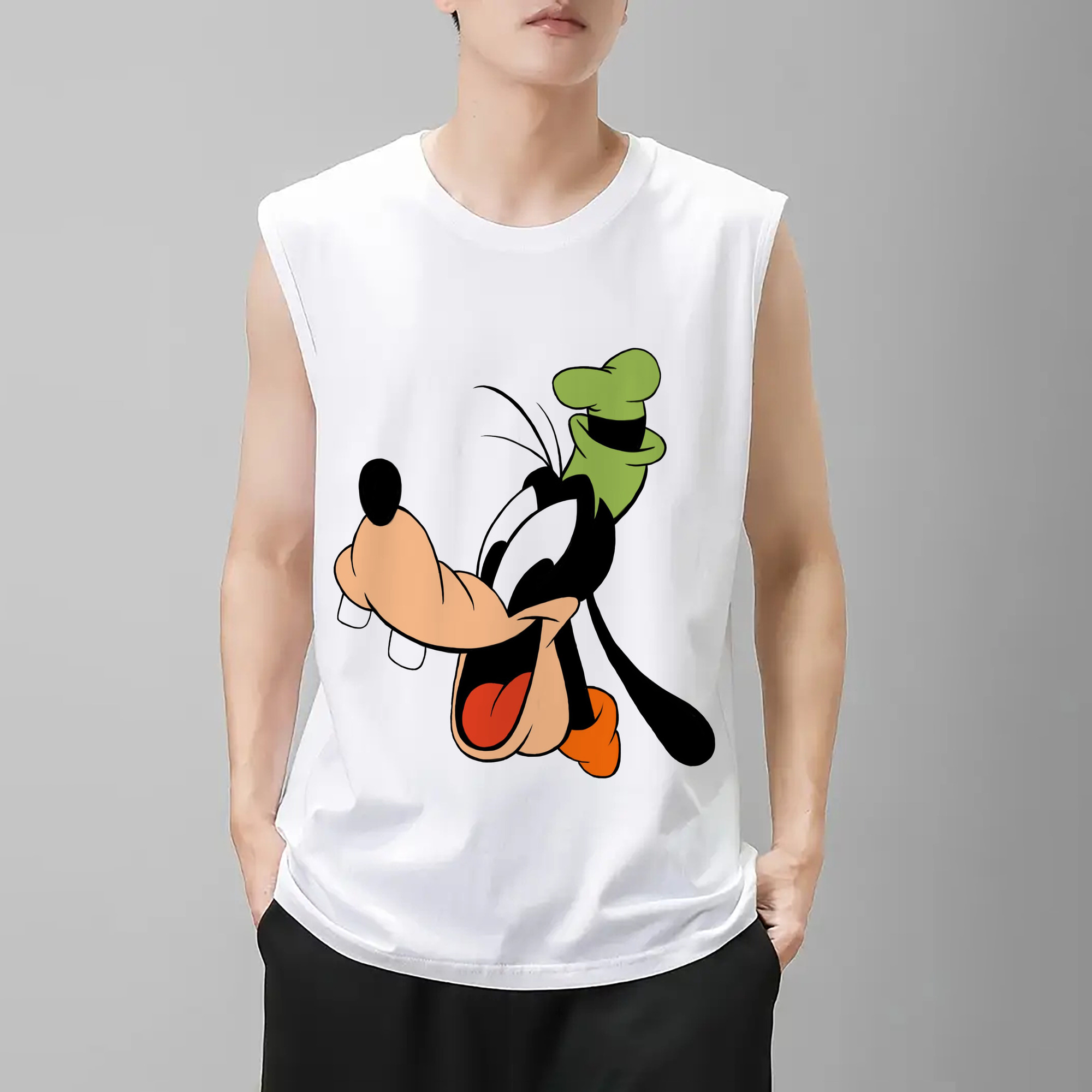 ミッキーマウス Mickey Mouse コットン100％タンクトップ（フロントプリント）